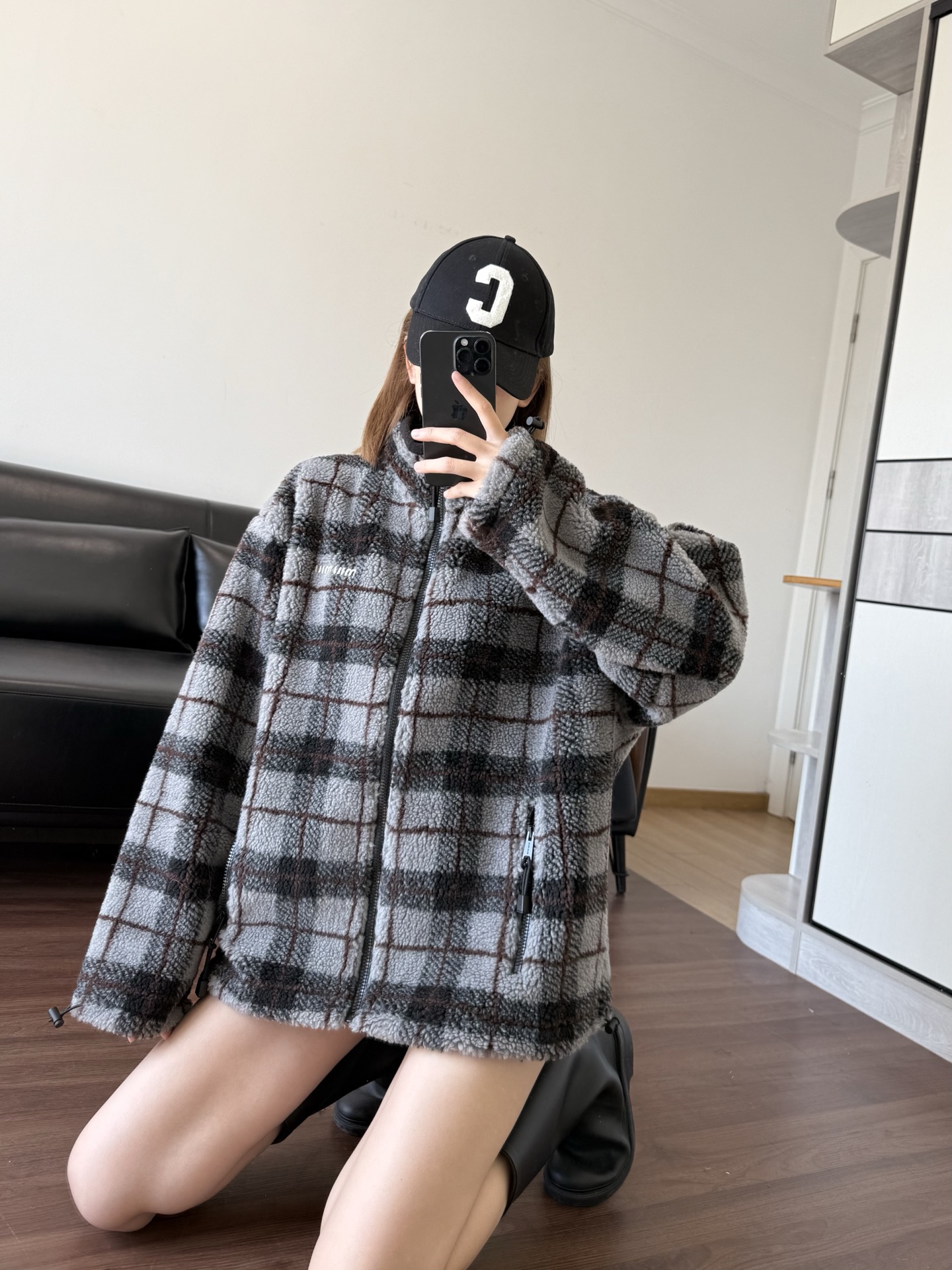 NO:606633,The size of the clothes is very standard, just take the correct size, alexander wang19860909衣服码数很标准 正码拿就行,,alexander wang,Women's clothing