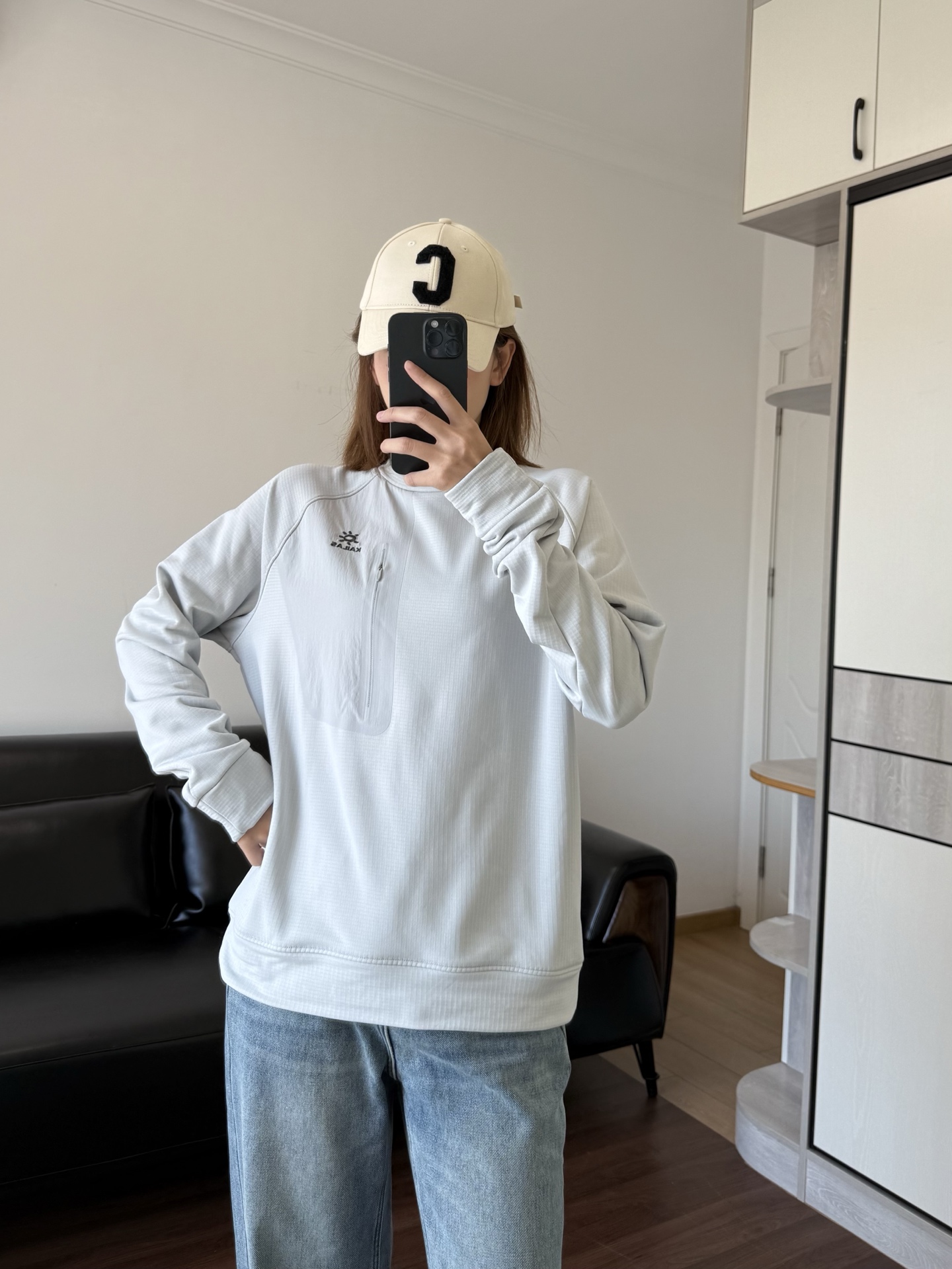 NO:611014,The clothes are neither slim-fitting nor loose. Take the correct size,,alexander wang19860909衣服不修身也不宽松 正码拿,,alexander wang,Women's clothing