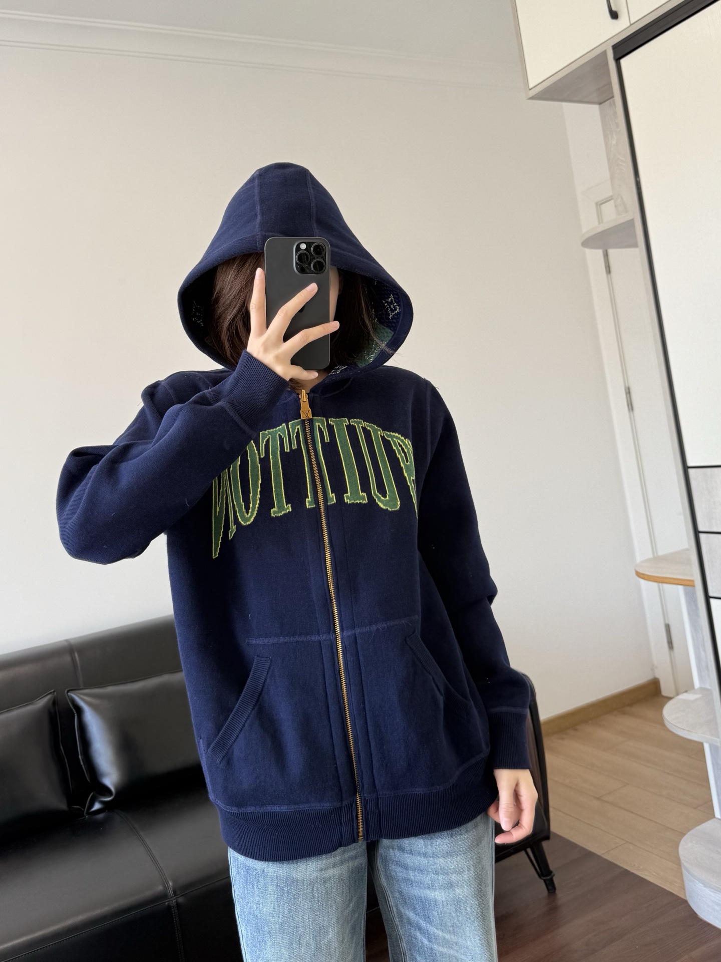 _den9s4kEbL97K89jlKfs5ehjy2lohymRabmGOUw