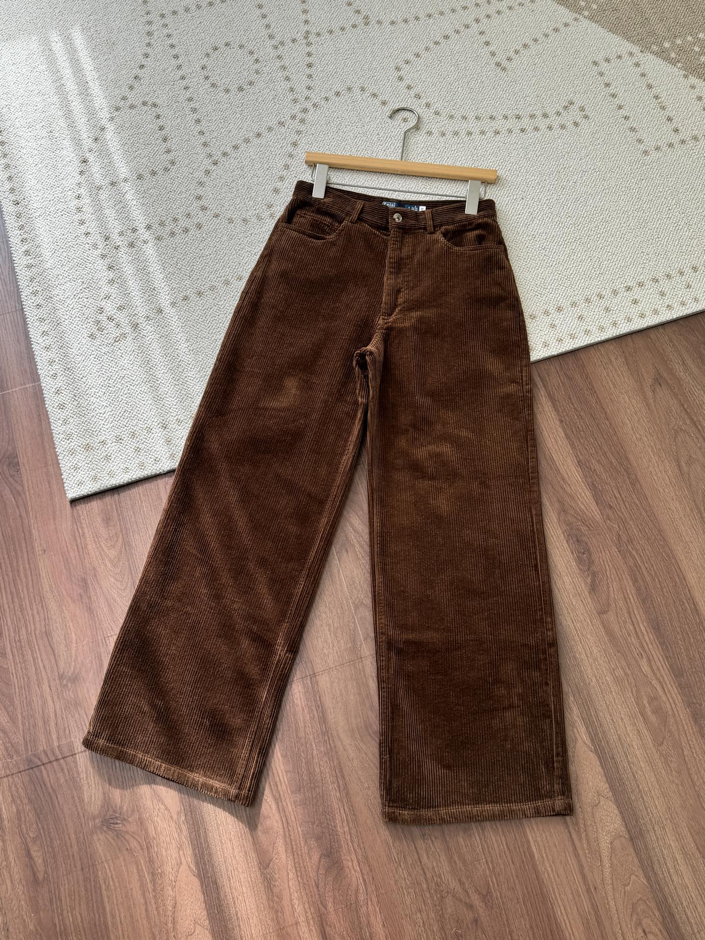 _dsJ9s-XyDPFarcgb6hzRYv0aLWzY134ChUQmeqA