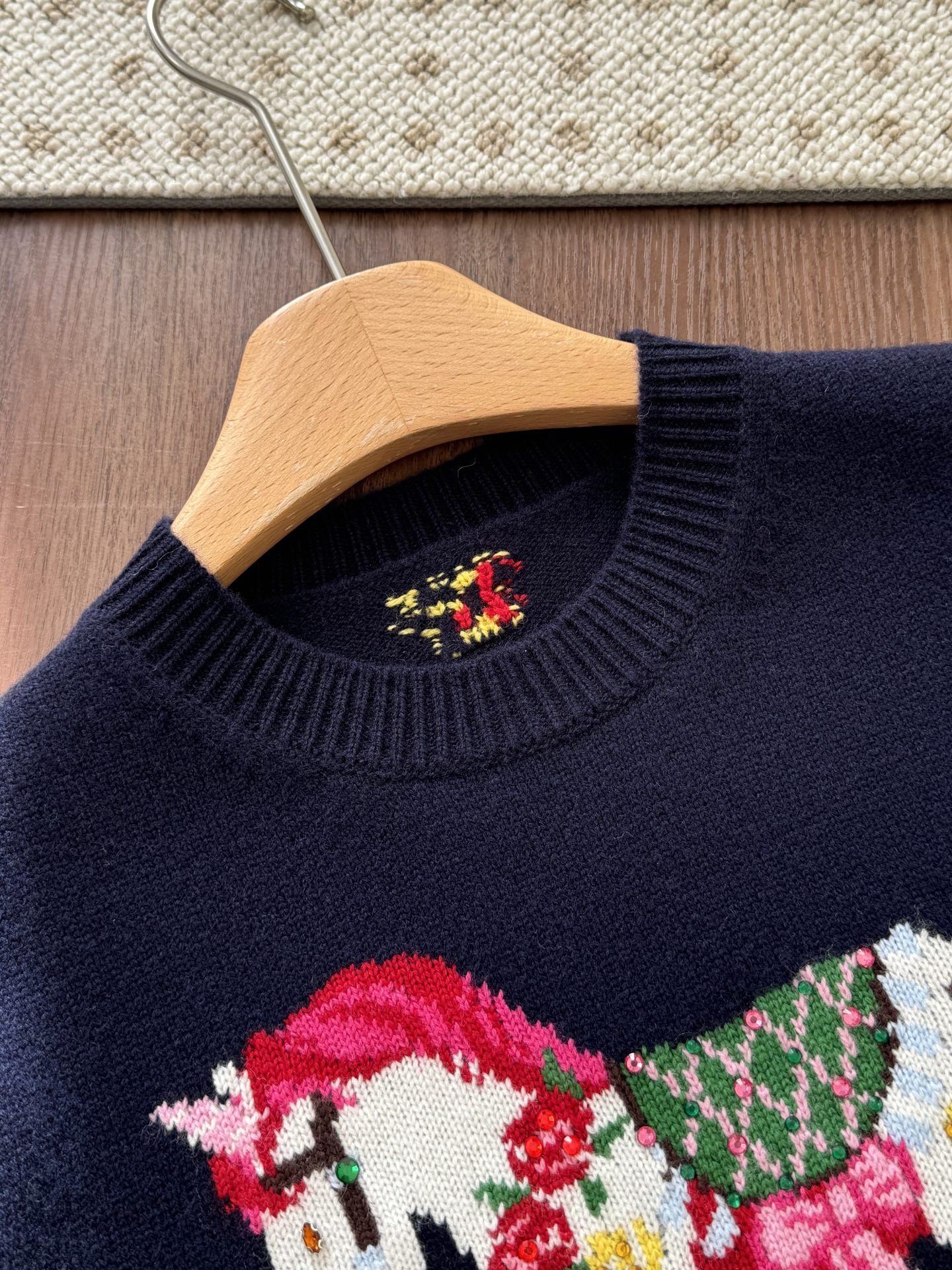 _duj9sFD31iHZyVi6M-Eqif1bbbHUI_GCAT21G-w