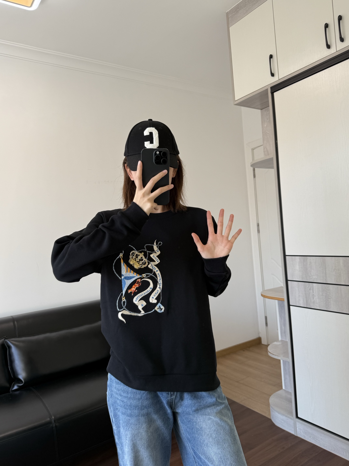 NO:685557,Model 166 98 wears size S slim fit,,19860909模特166 98穿S码修身,,,Women's clothing