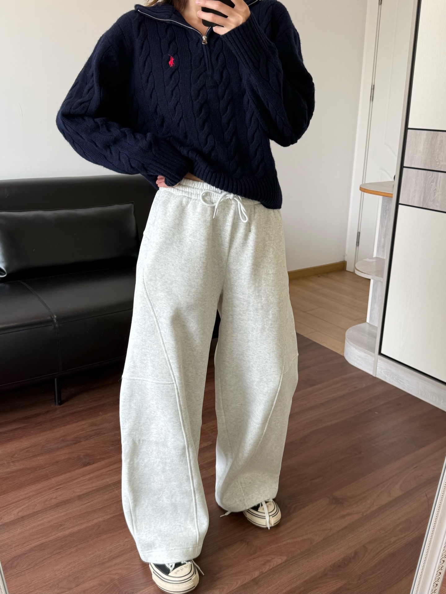 NO:686096,Model 166 98 wears size S, which is suitable.19860909模特166 98穿S码合适,,,Women's clothing