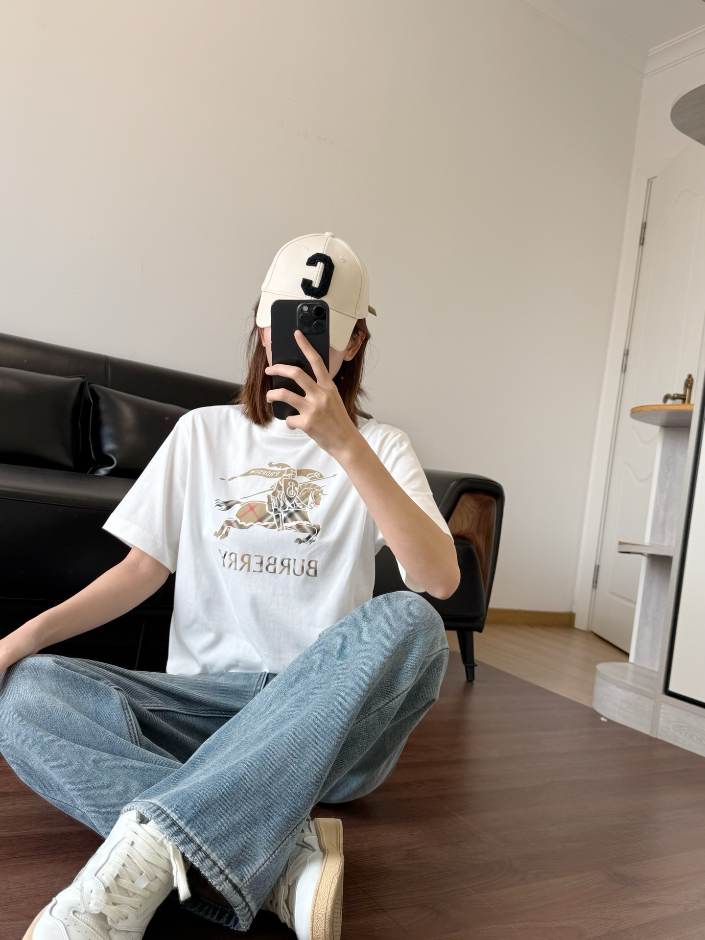 NO:740570,Model 166 98 wears size S and the effect is suitable.19860909模特166 98穿S码效果合适,,,Women's clothing