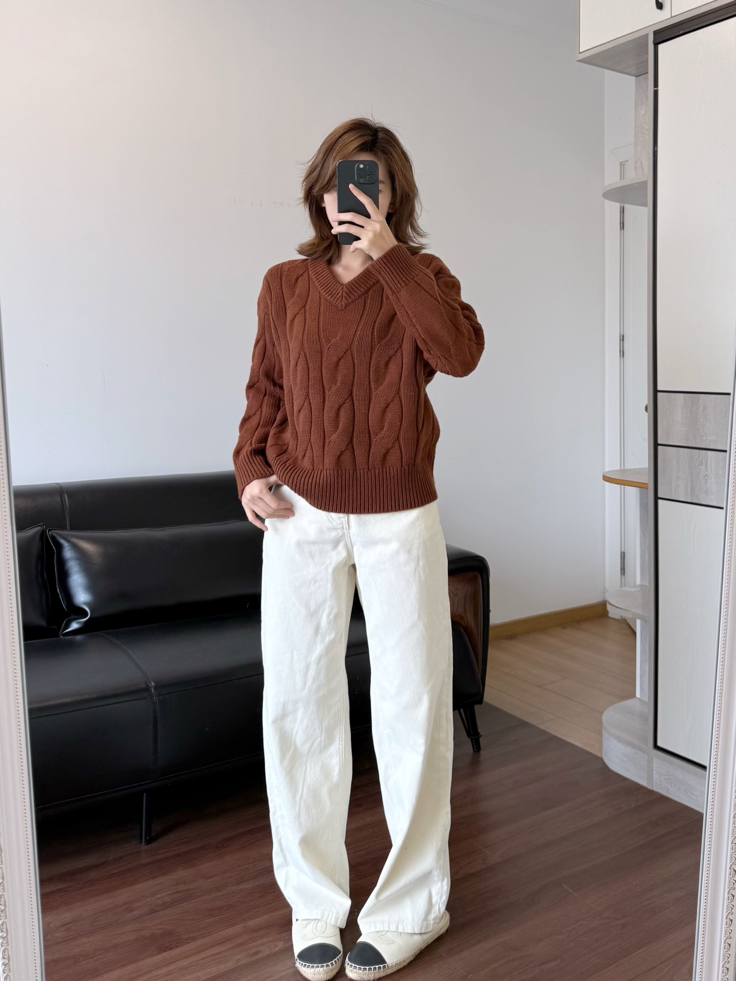 NO:694181,Brown color is very old and expensive. Photos taken by sisters who want to look thinner,,19860909咖啡色很老钱 要显瘦的姐妹拍,,,Women's clothing