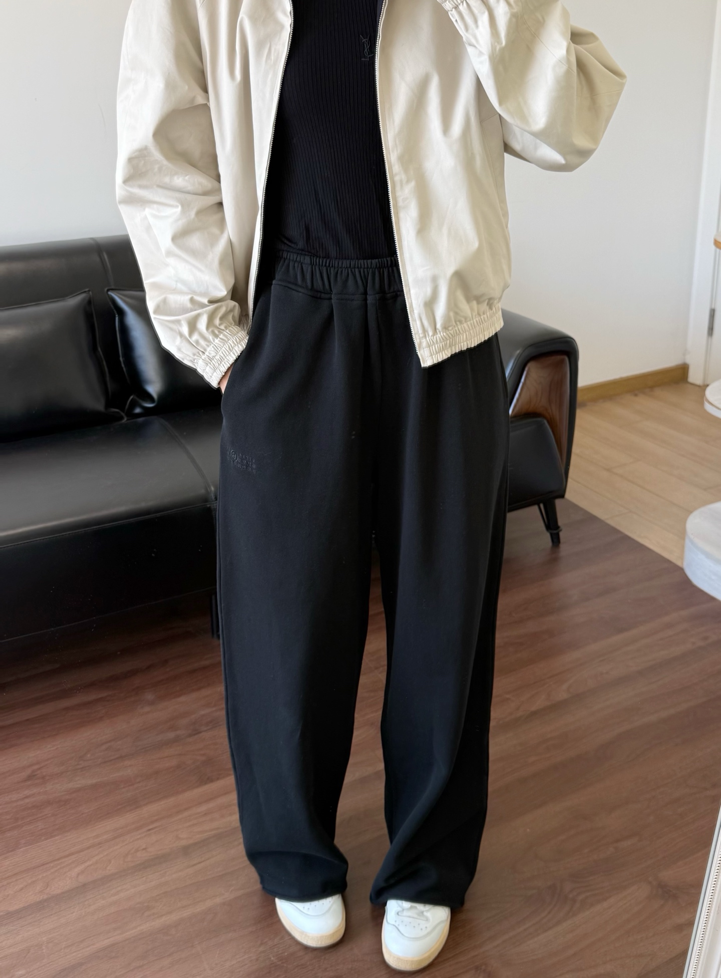 NO:708281,Model 166 98 wears size S, which is suitable.19860909模特166 98穿S码合适,,,Women's clothing