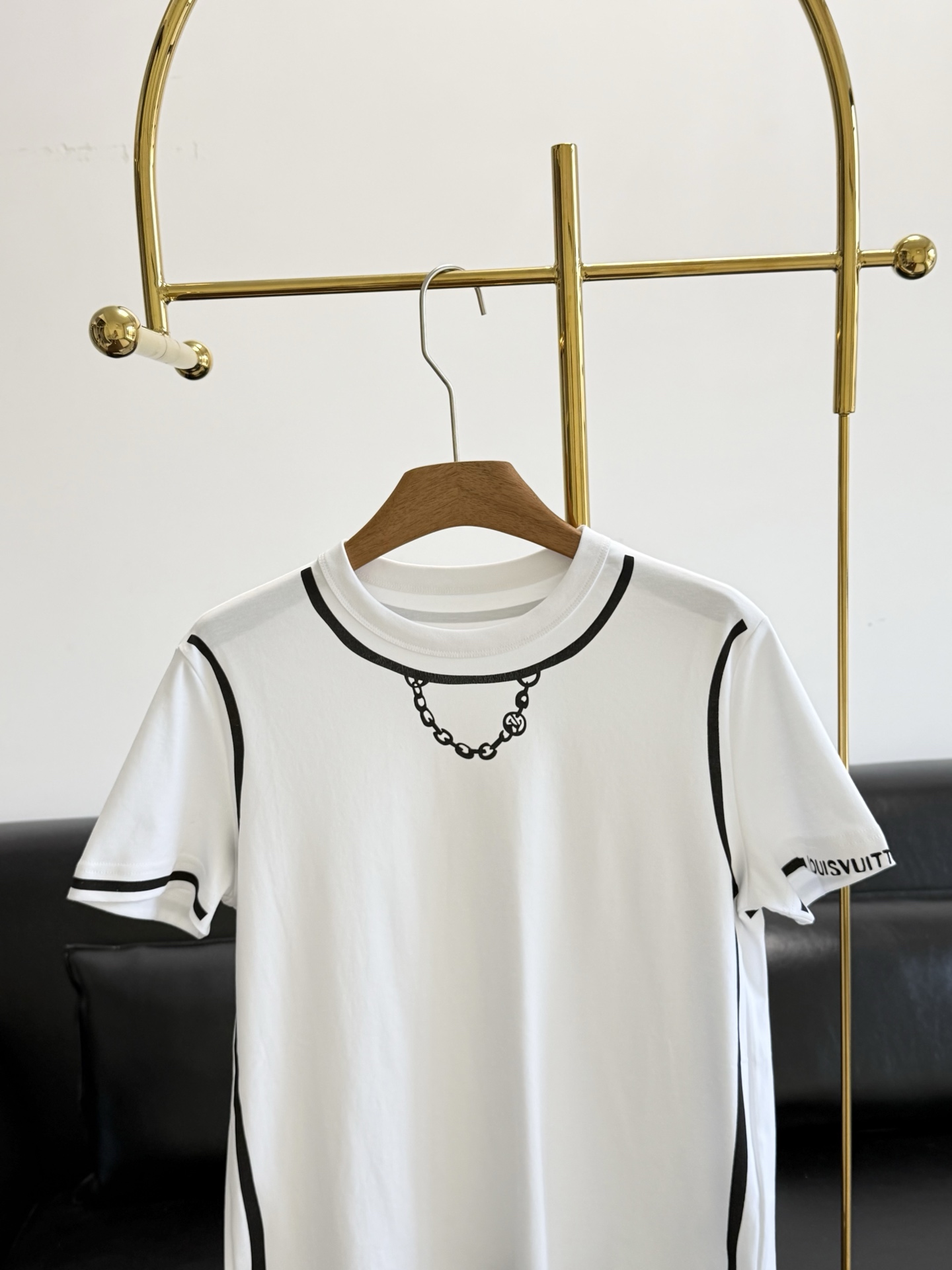 LV Women LV T — photo 3
