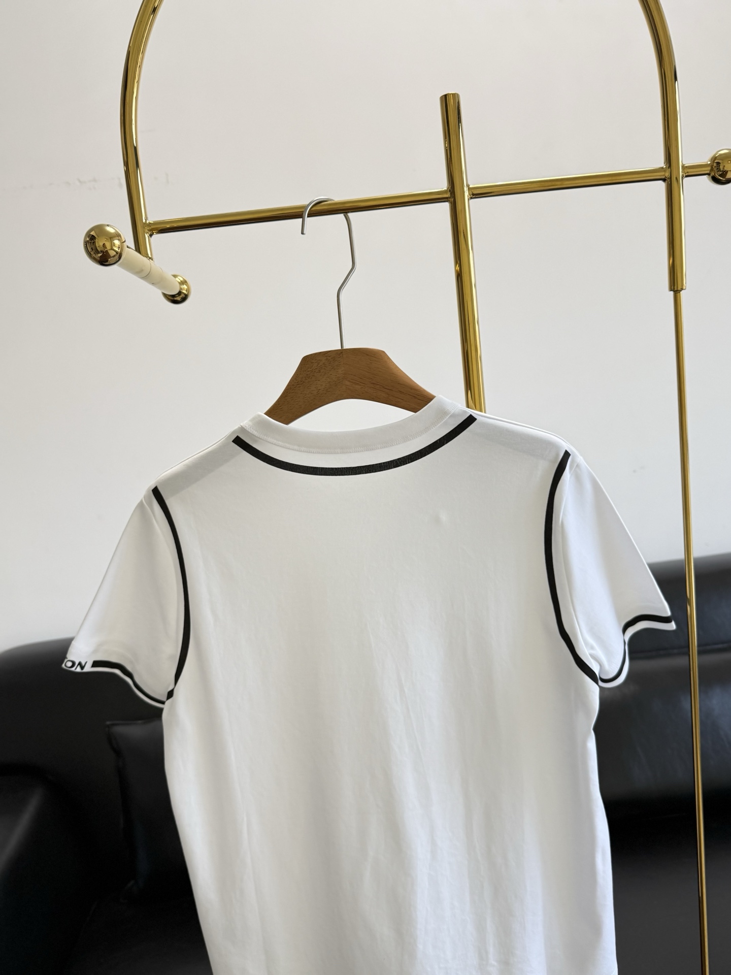 LV Women LV T — photo 8