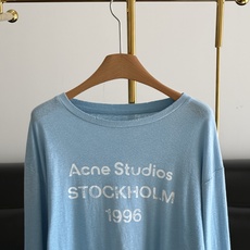 🌾Acne Studios同款26印花长袖T恤巨显白巨亮眼的蓝色这个强烈推荐!纯棉面料!深深种草🌿依旧宽 🌾Acne Studios同款26印花长袖T恤巨显白巨亮眼的蓝色这个强烈推荐!纯棉面料!深深种草🌿依旧宽