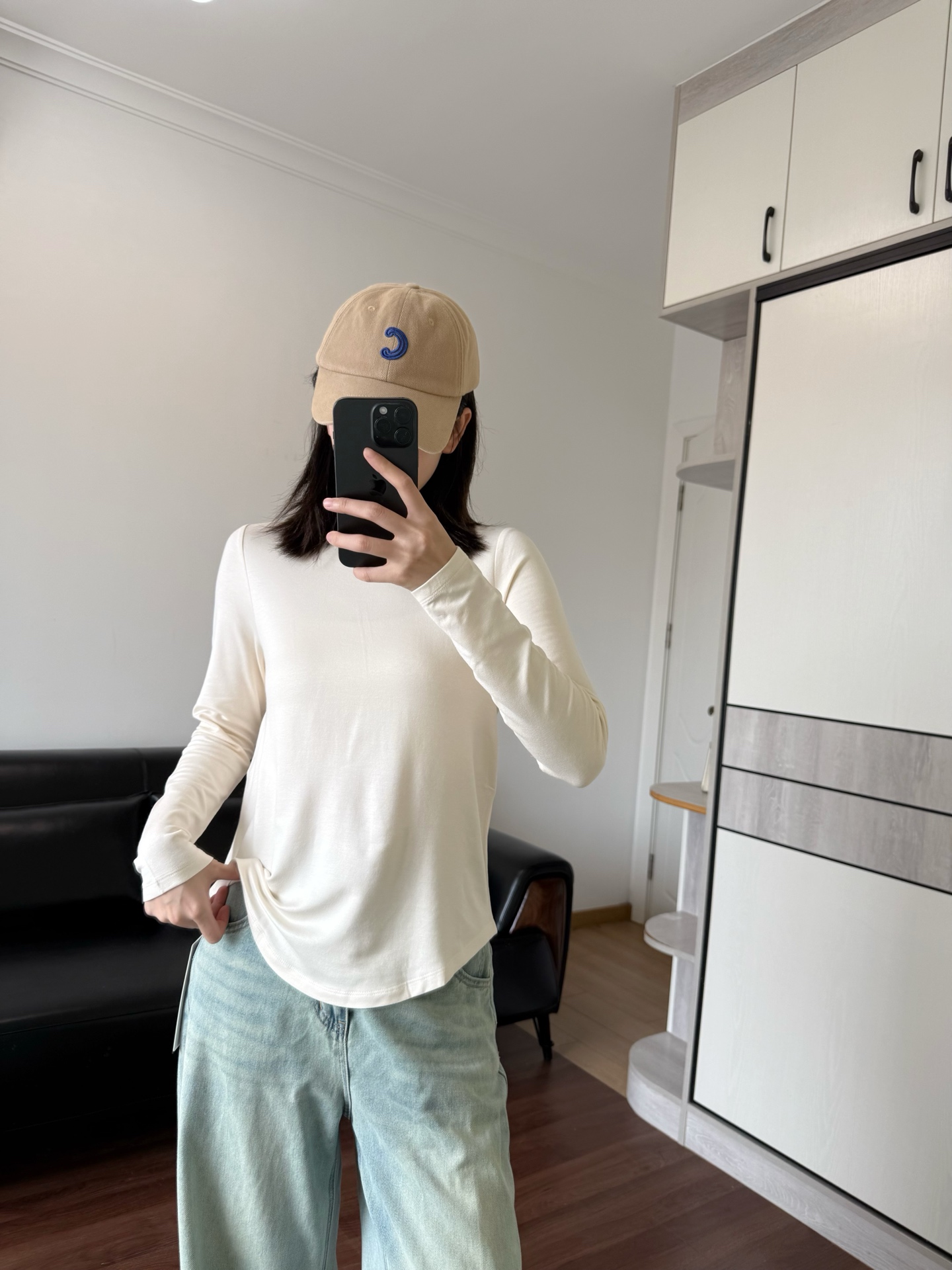 NO:761069,The beige color is also not see-through and is very suitable for summer.19860909米色也不透 夏天很适合,,,Women's clothing