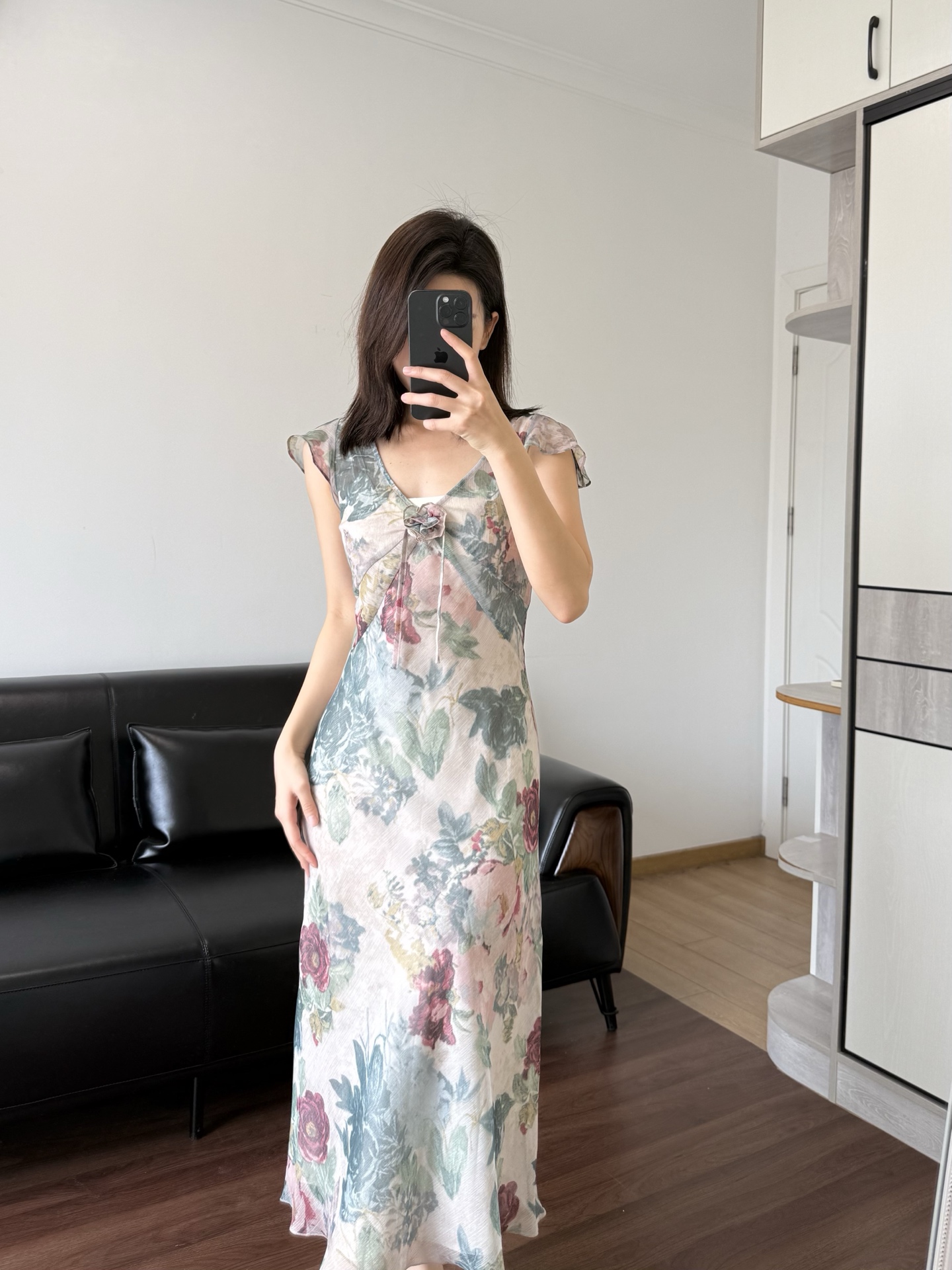 NO:793406,Model 166 98 wears size S, which is suitable.19860909模特166 98穿S码合适,,,Women's clothing