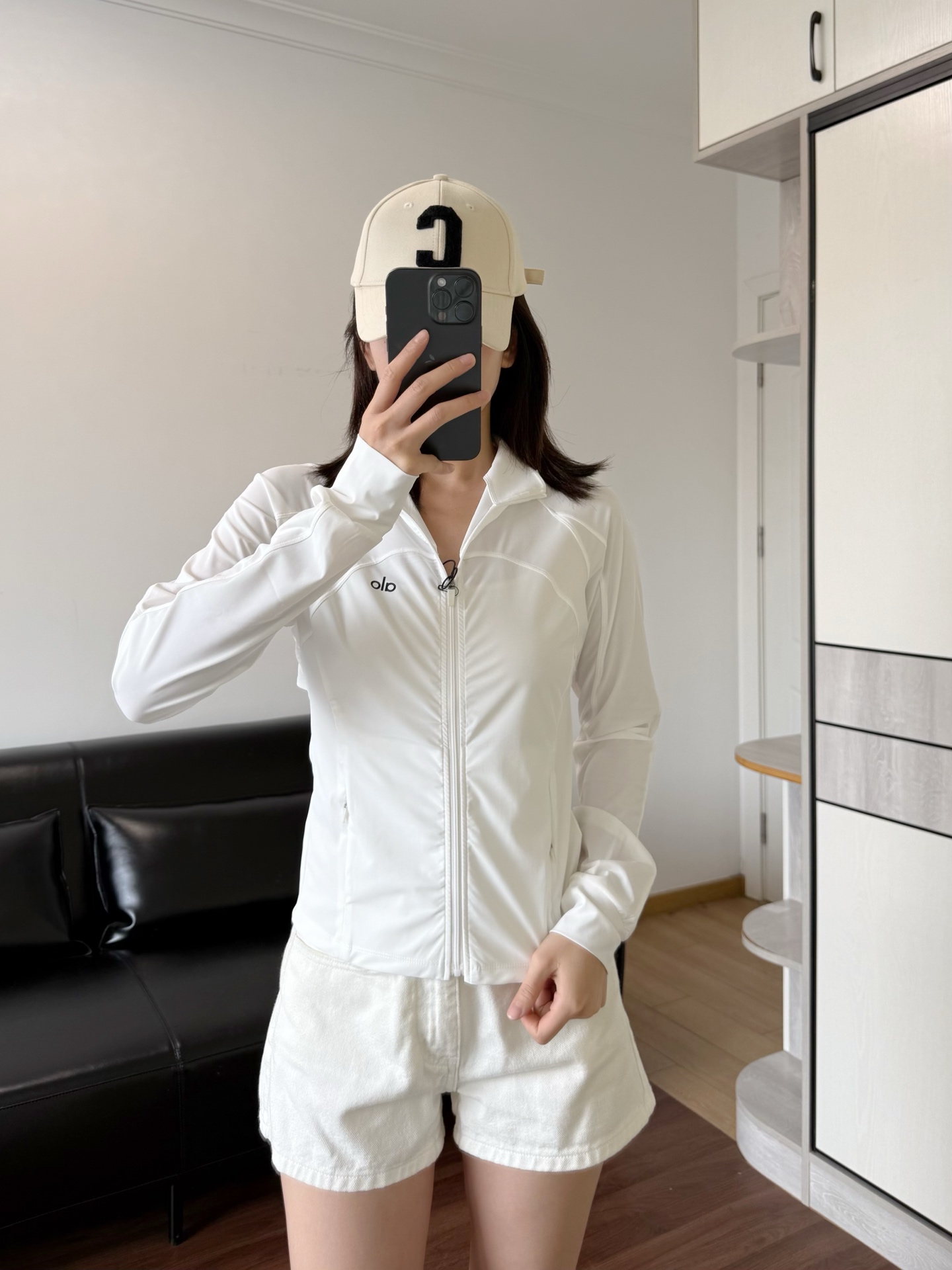 NO:797470,White is suitable for summer,19860909白色很适合夏天,,,Women's clothing