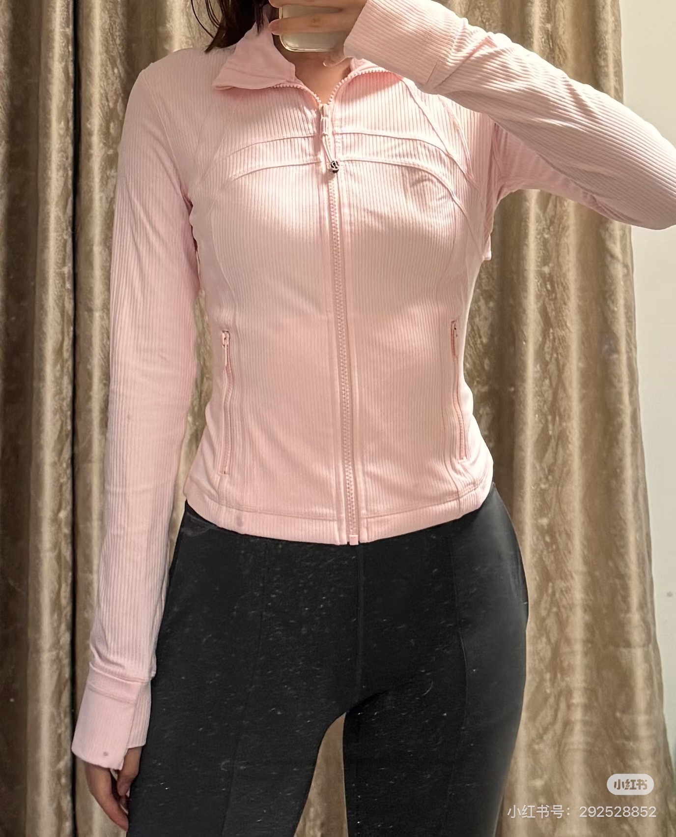 NO:870000,I love this pink!  Every design is 'showing a good figure', even a slightly fat figure can easily control it!  ,,19860909这个粉色太爱了！每一处设计都在“显好身材” 哪怕是微胖身材也能轻松驾驭！,,,Women's clothing