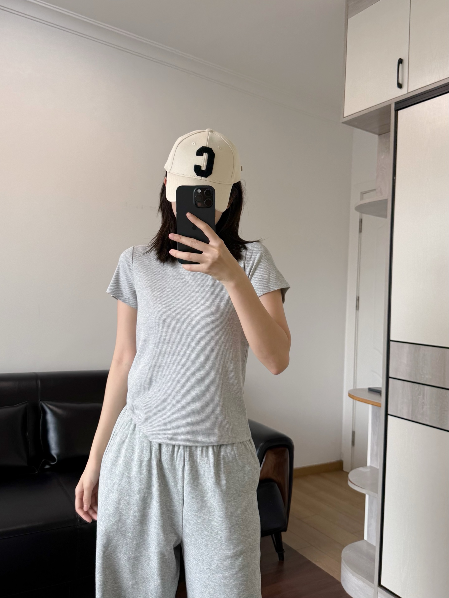 NO:803757,Model 166 98 wears size S, which is suitable.19860909模特166 98穿S码合适,,,Women's clothing
