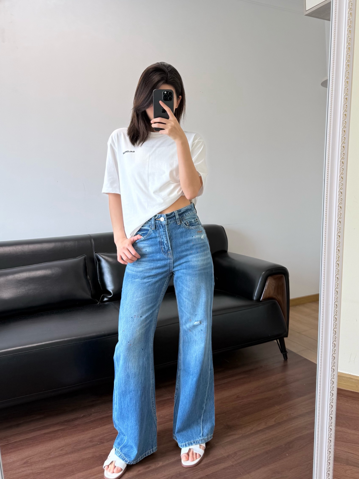 NO:805620,Model 166 98 wears size 25 tight. It is suitable to wear size 26. Take it according to the waist size.19860909模特166 98穿25码紧身 要穿26码才合适 按照腰围正码拿,,,Women's clothing