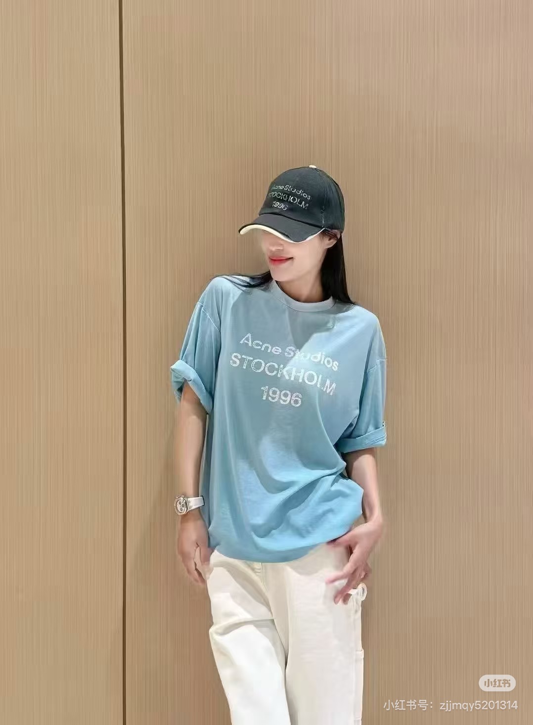 NO:877343,Relaxed and lazy, creating an urban relaxed style and being tolerant to body shapes,19860909松弛慵懒,营造出都市松弛风 对身材包容性强,,,Women's clothing