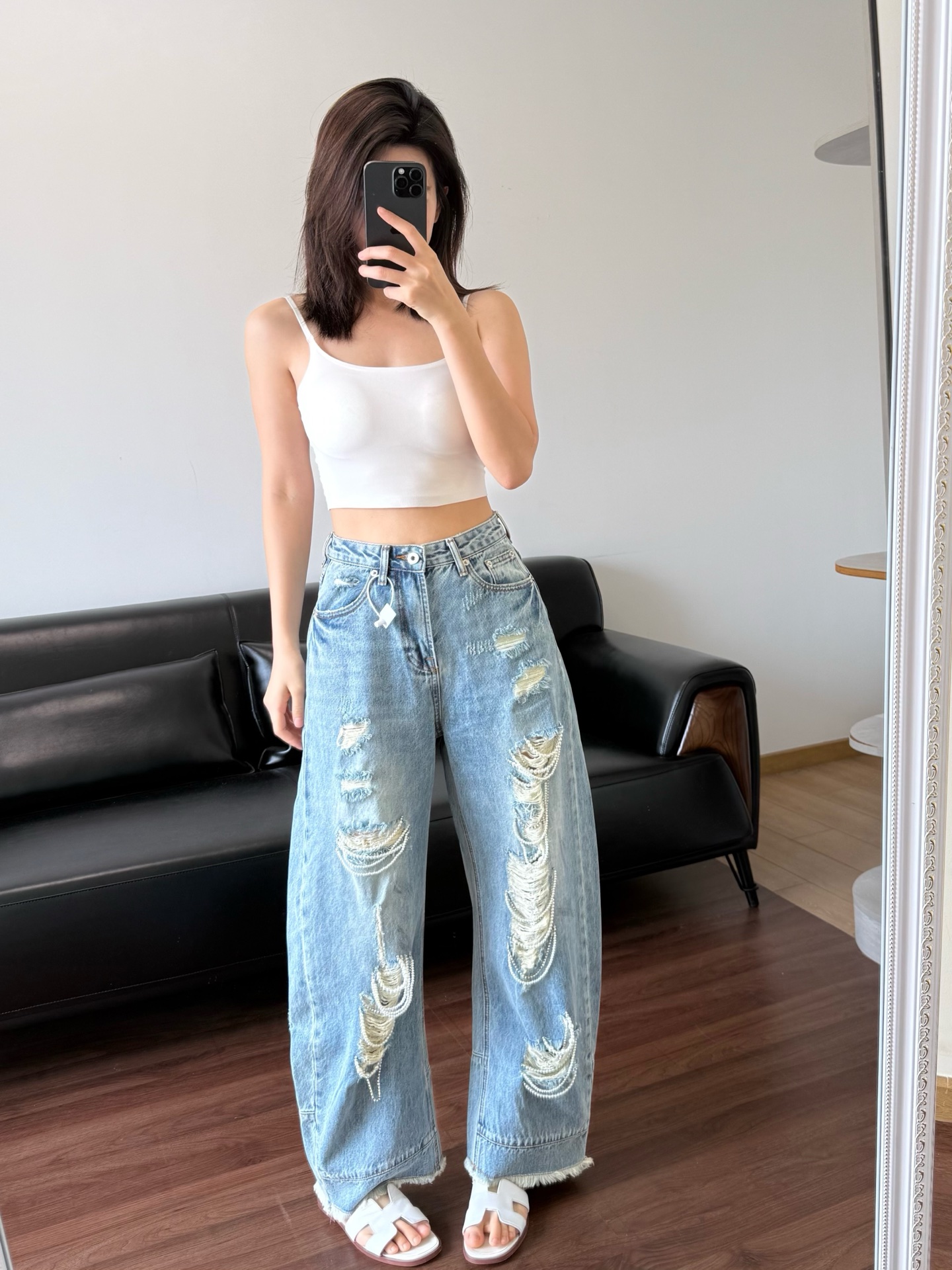 NO:807888,Models with a waist size of 166 and 98 wear size S. Take the correct size according to your waist size. Models with a waist size of 70 should wear size M.19860909模特166 98穿S码紧身 按照腰围正码拿 模特腰围70要穿M的,,,Women's clothing