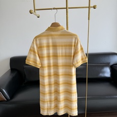 🌾Prada 同款黄白条纹Polo裙质感与格调兼备的夏日神仙裙!堪称夏日衣橱里兼具舒适与高级感的满分单品 🌾Prada 同款黄白条纹Polo裙质感与格调兼备的夏日神仙裙!堪称夏日衣橱里兼具舒适与高级感的满分单品