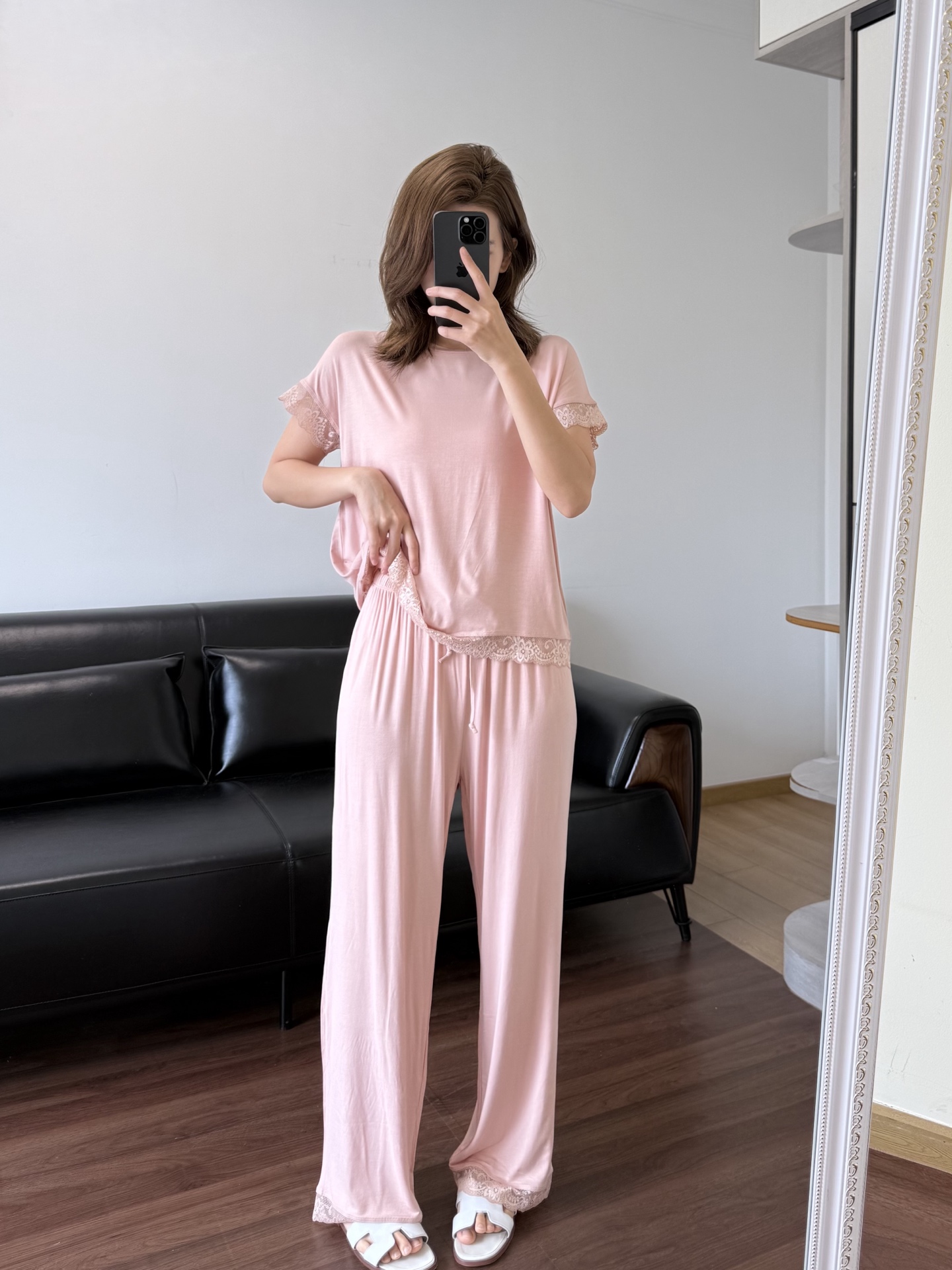 NO:843402,The clothes are very stretchy and fit true to size.19860909衣服弹力很大 正码拿,,,Women's clothing