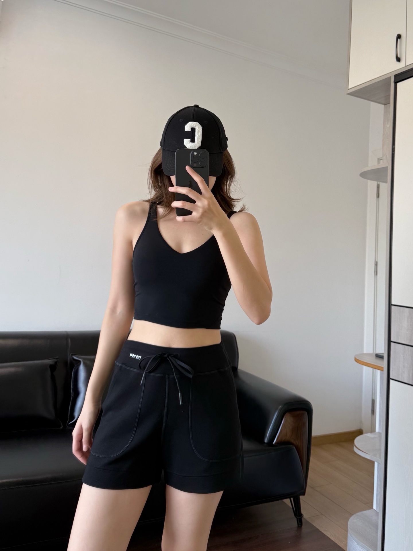 NO:844848,Black makes you look slimmer,19860909黑色更显瘦,,,Women's clothing