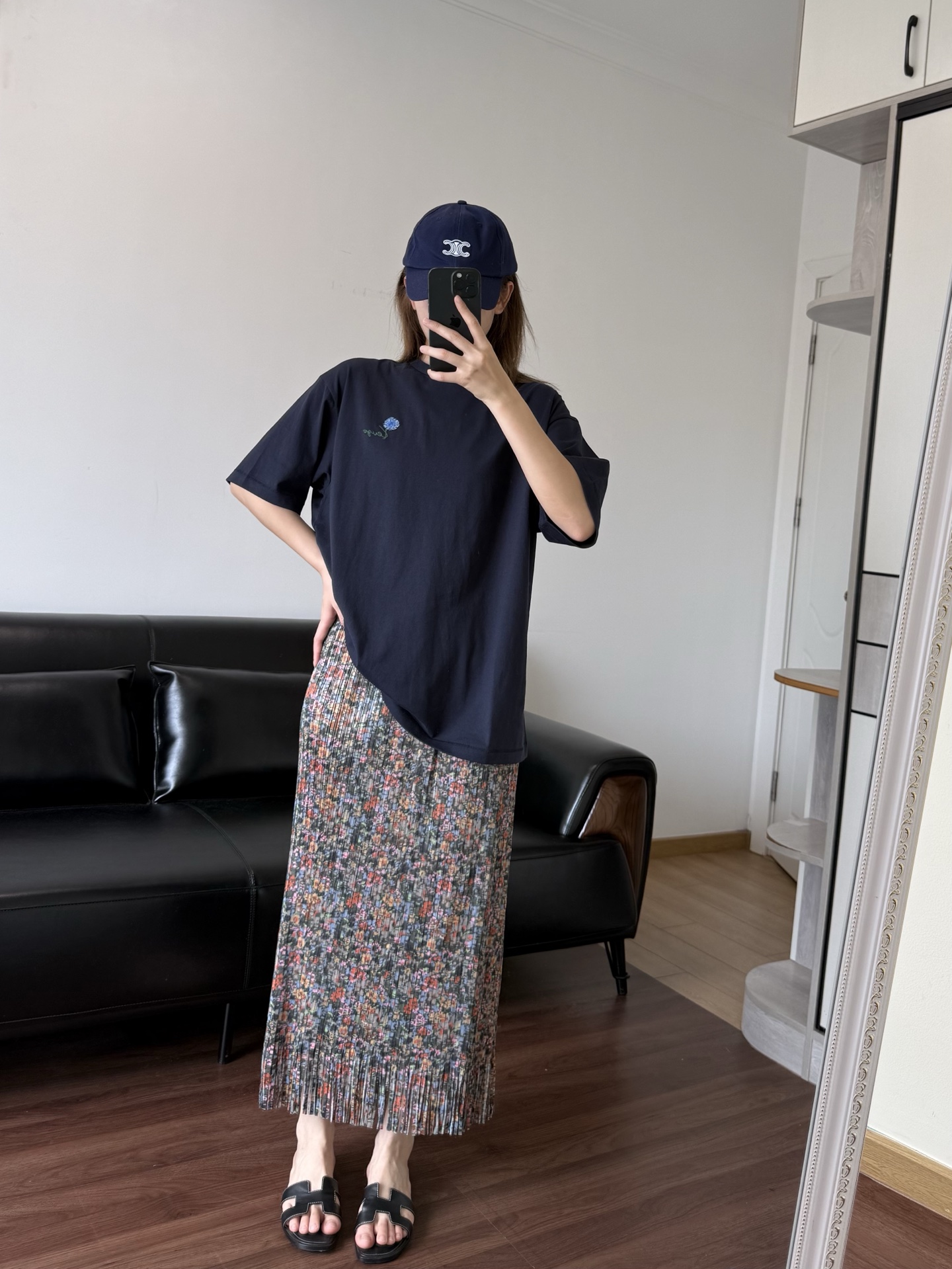 NO:857289,Floral flowers are very popular this year. If you like retro, get floral flowers.19860909今年很火碎花 喜欢复古 拿碎花,,,Women's clothing