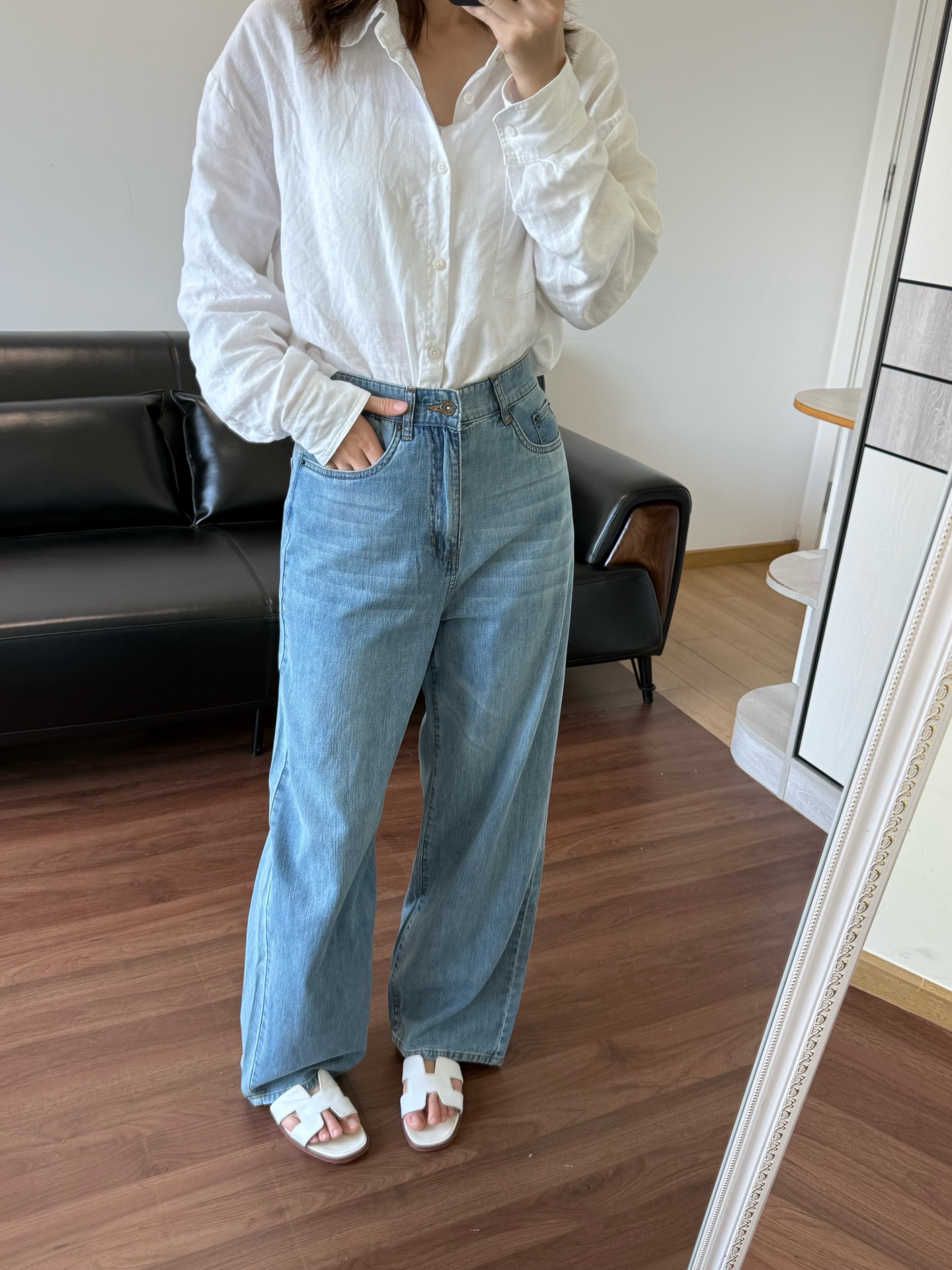 NO:863571,Model 166 98 wears size S and has a slim waist. Take the size according to the waist size.19860909模特166 98穿S码腰围修身 按照腰围正码拿,,,Women's clothing