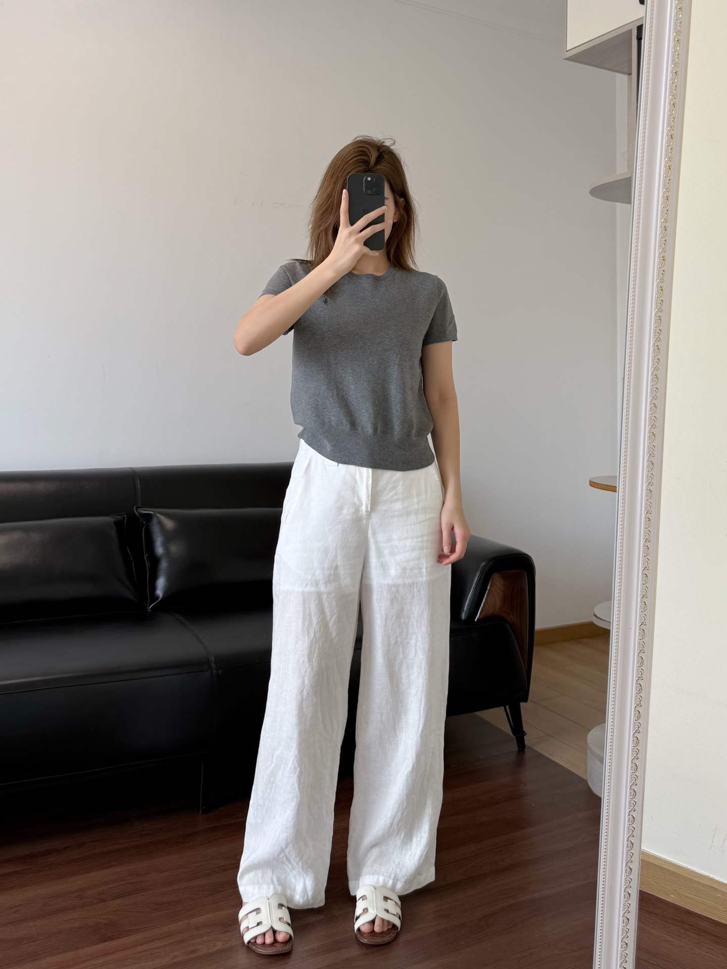 NO:865638,The clothes have a slimming effect. If you like it to be loose, you can go big,19860909衣服修身效果 喜欢宽松可以拍大,,,Women's clothing
