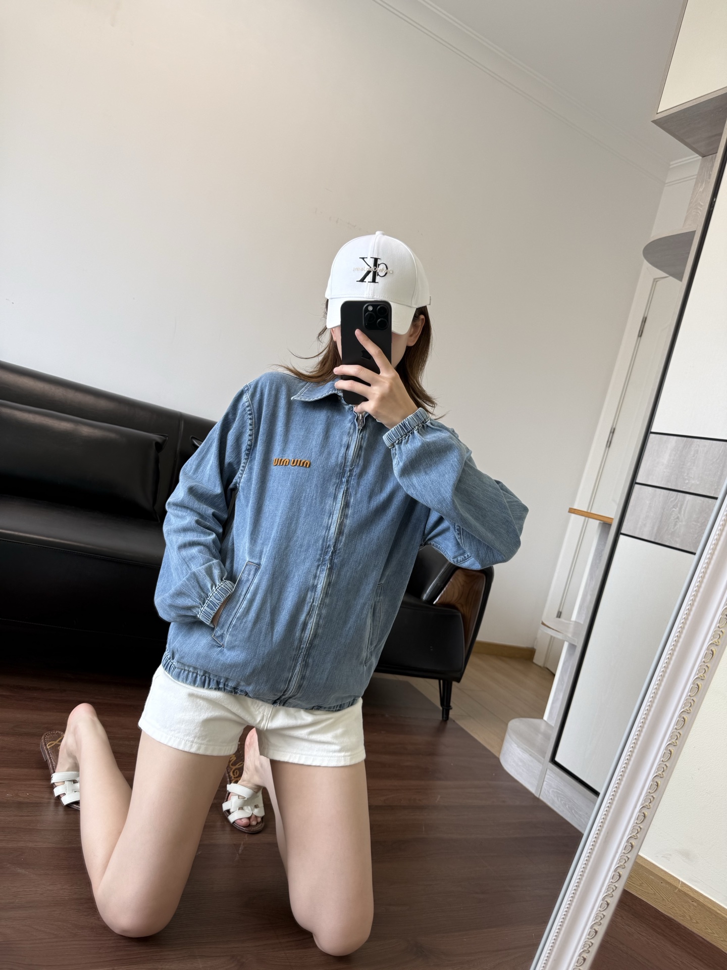 NO:868842,Model 166 98 wears size S, which is suitable.19860909模特166 98穿S码合适,,,Women's clothing