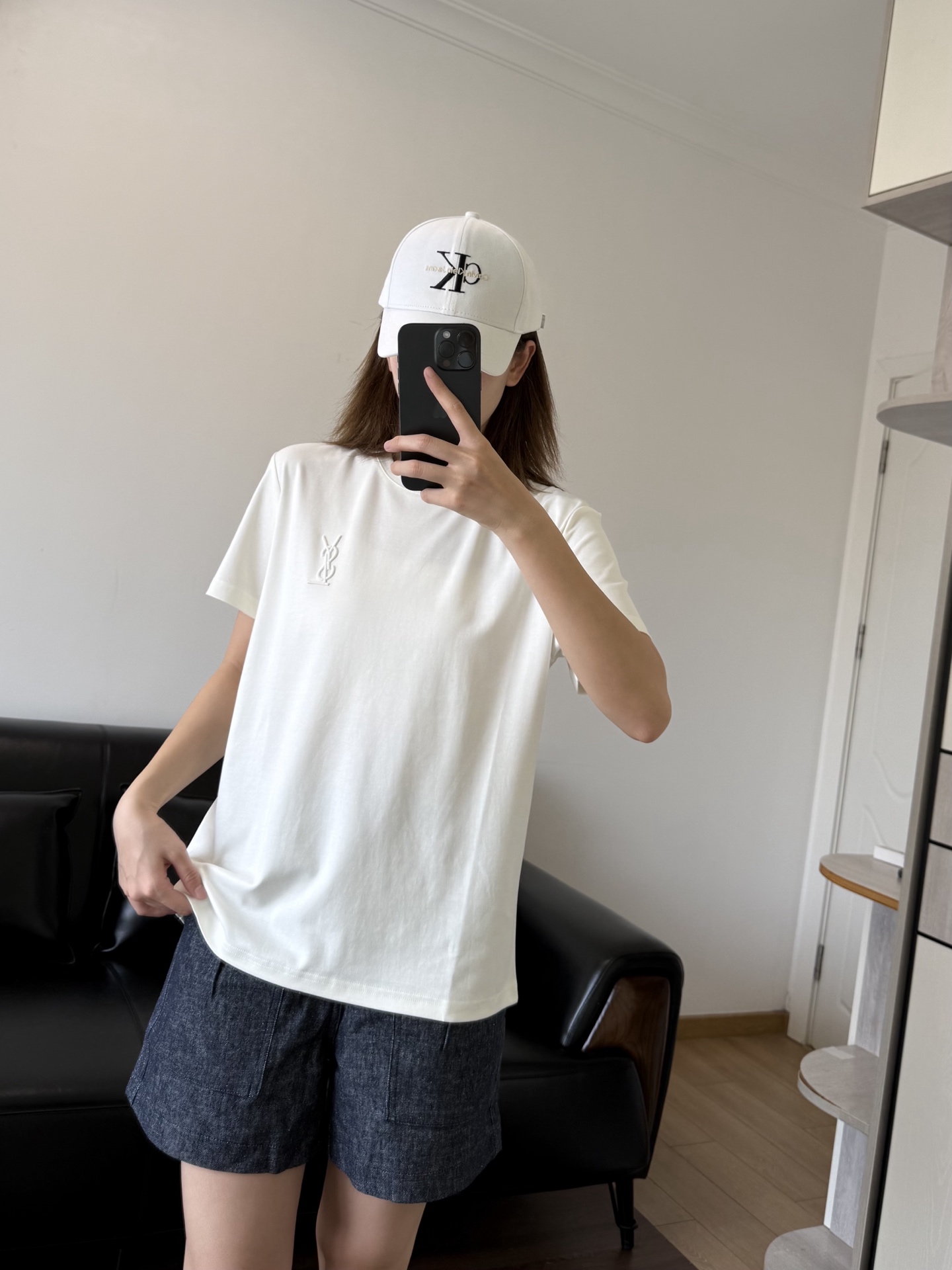 NO:870131,Model 166 98 wears size S for a loose fit,19860909模特166 98穿S码效果宽松,,,Women's clothing