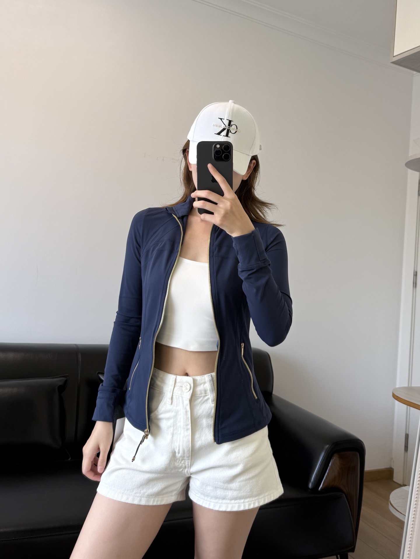 NO:877415,The clothes are very stretchy and fit true to size,,19860909衣服弹力很大正码拿,,,Women's clothing