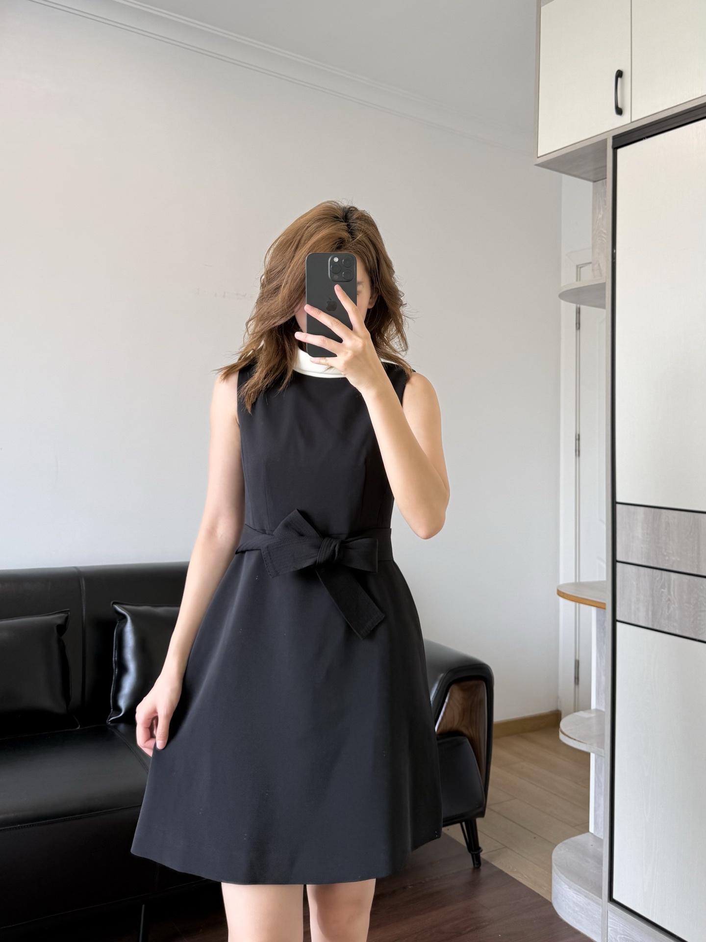 NO:877937,Black makes you look slimmer,19860909黑色更显瘦,,,Women's clothing