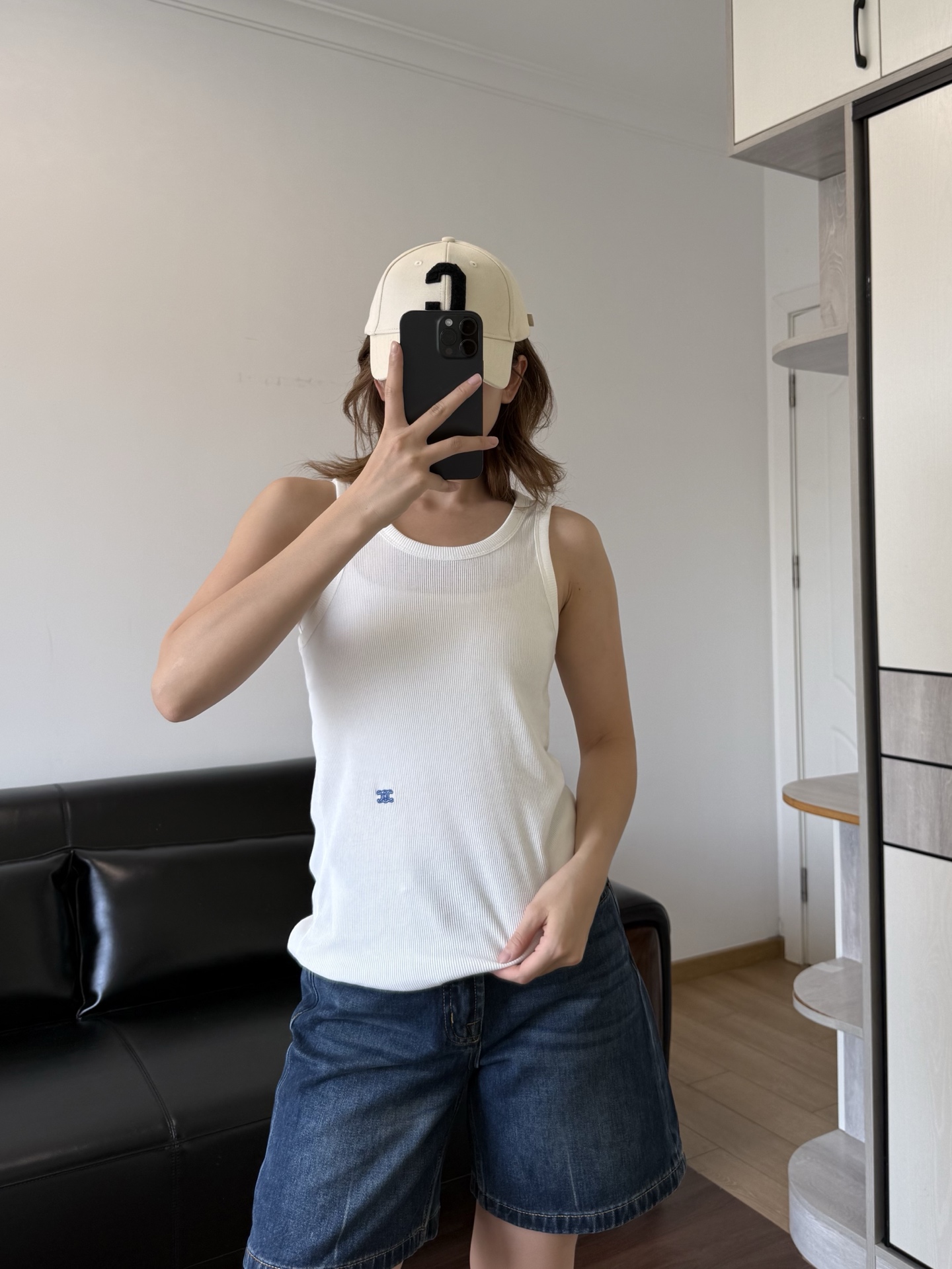 NO:892590,Model 166 98 wears size S, which is suitable.19860909模特166 98穿S码合适,,,Women's clothing