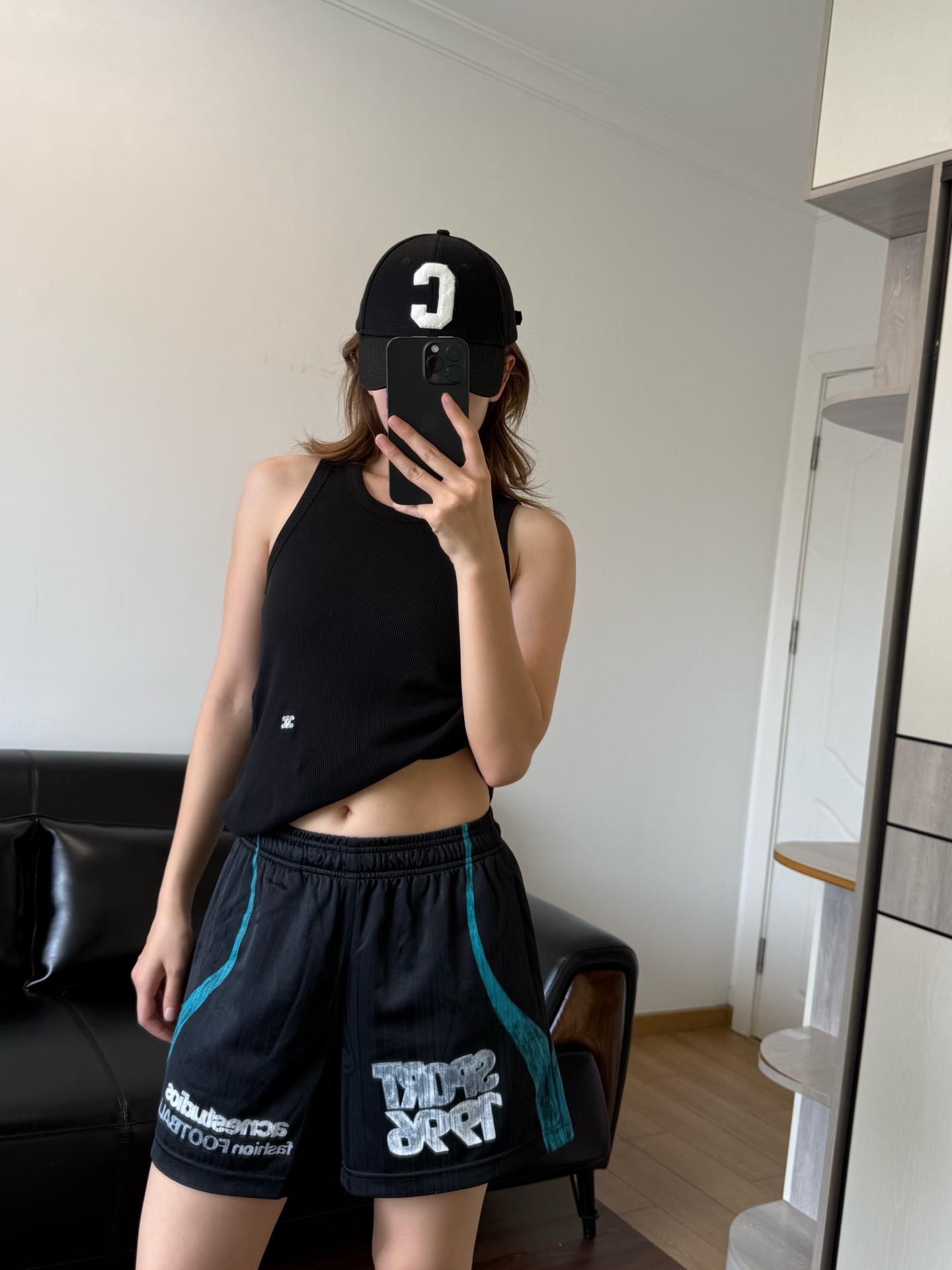 NO:892608,The pants have great elasticity and come in true size.19860909裤子弹力大 正码拿,,,Women's clothing