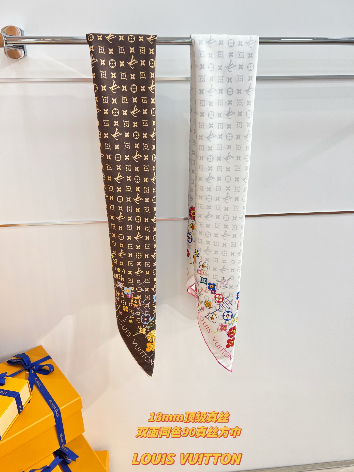 LV x TM SUPERFLAT FLOWERS 90 方巾
【18mm顶级真丝双面同色丝巾】

LV