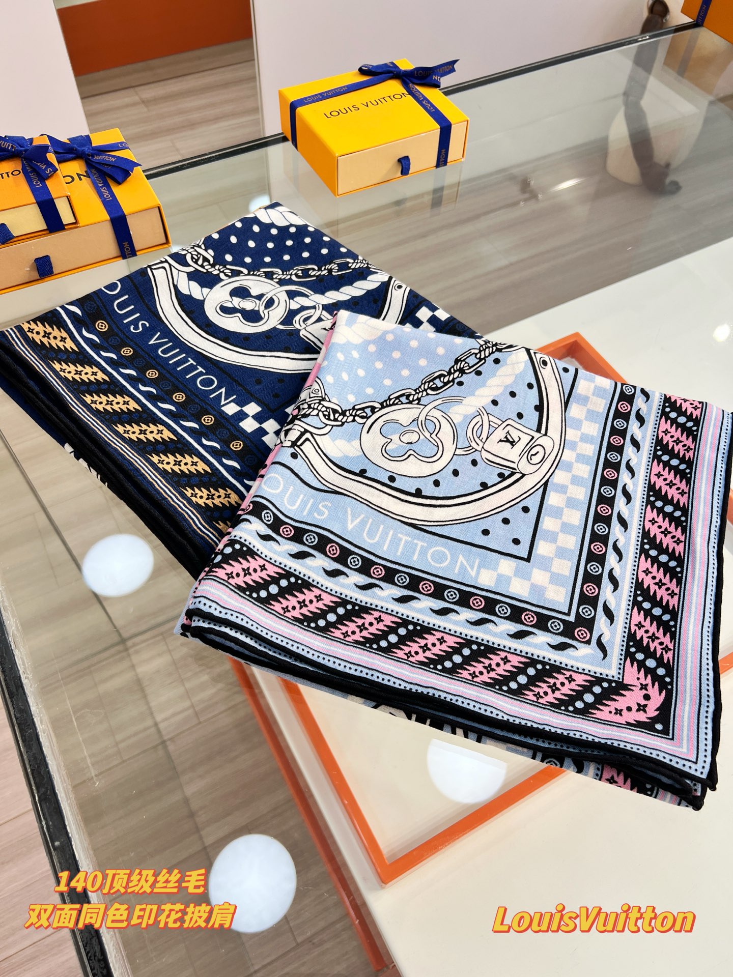 OCEAN BANDANA 140双面同色丝毛披肩【Lv秋冬新品】Ocean Bandana 披肩取材华