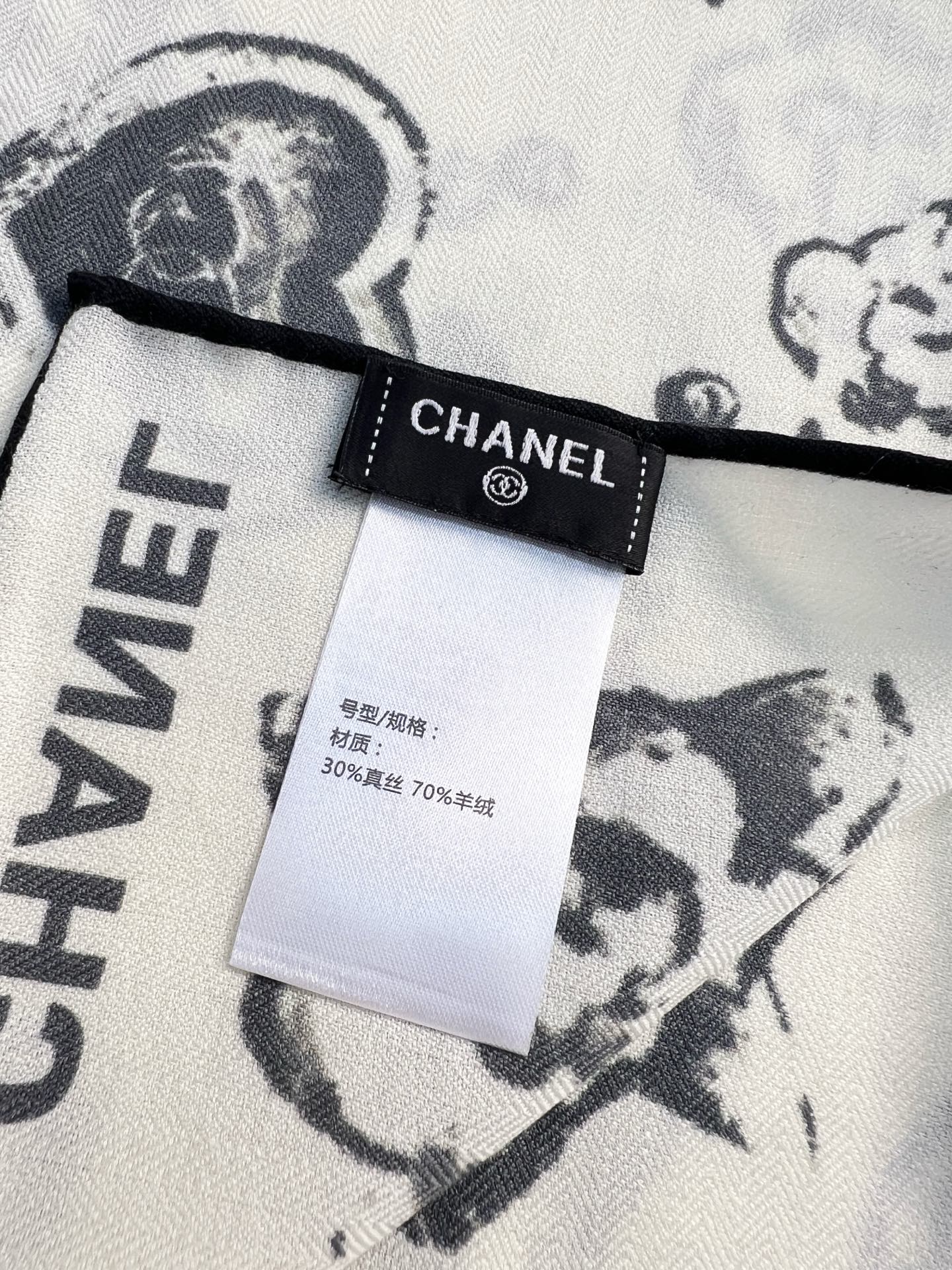 Chanel ~25秋冬新品～【爱心珍珠四叶草】【140双面丝毛披肩】手工卷边丝毛方巾（30%桑蚕丝70