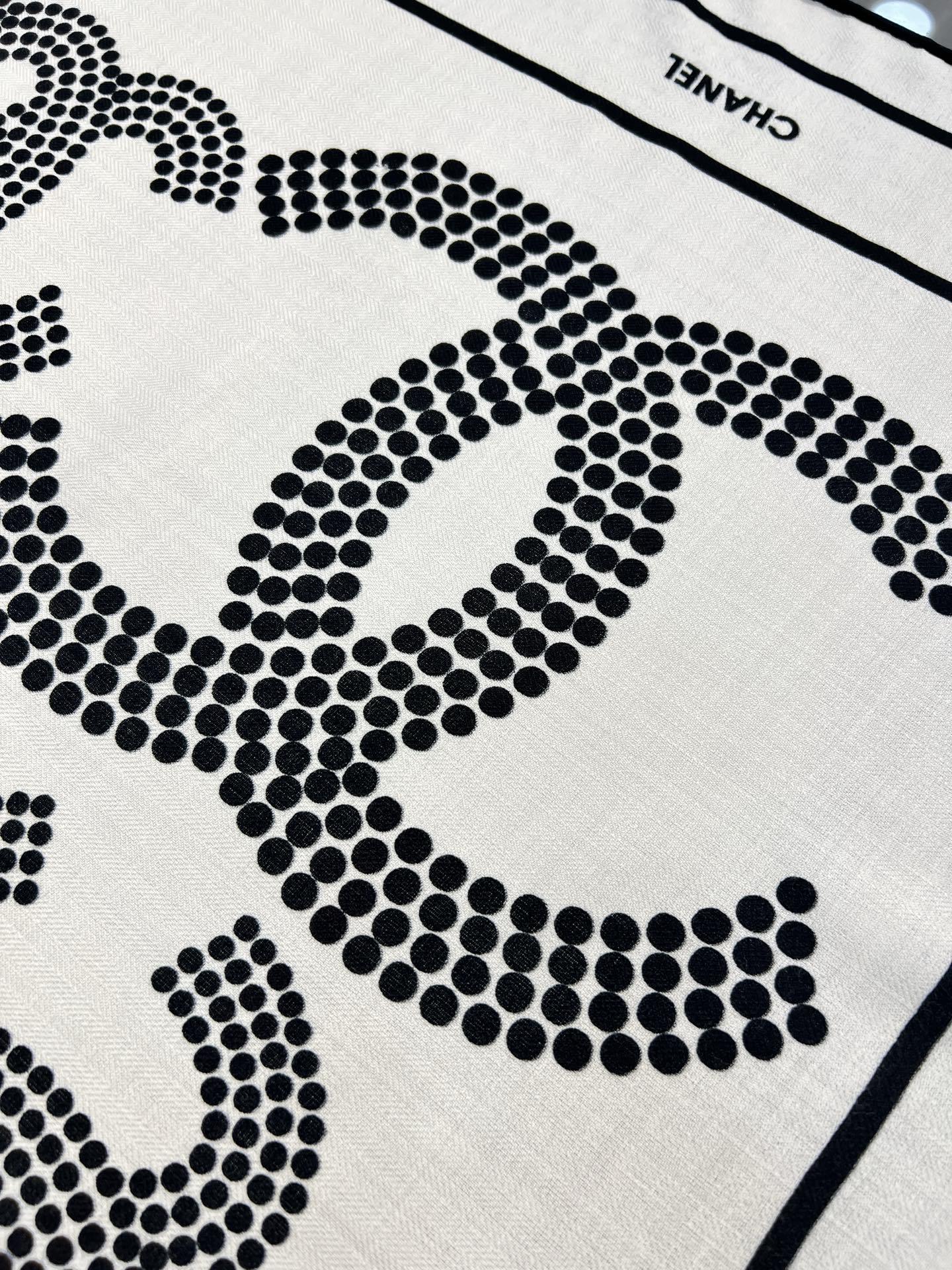 💰Chanel ~25秋冬新品~【双C大链条组合】【140双面丝毛披肩】手工卷边丝毛方巾(30%桑蚕丝7