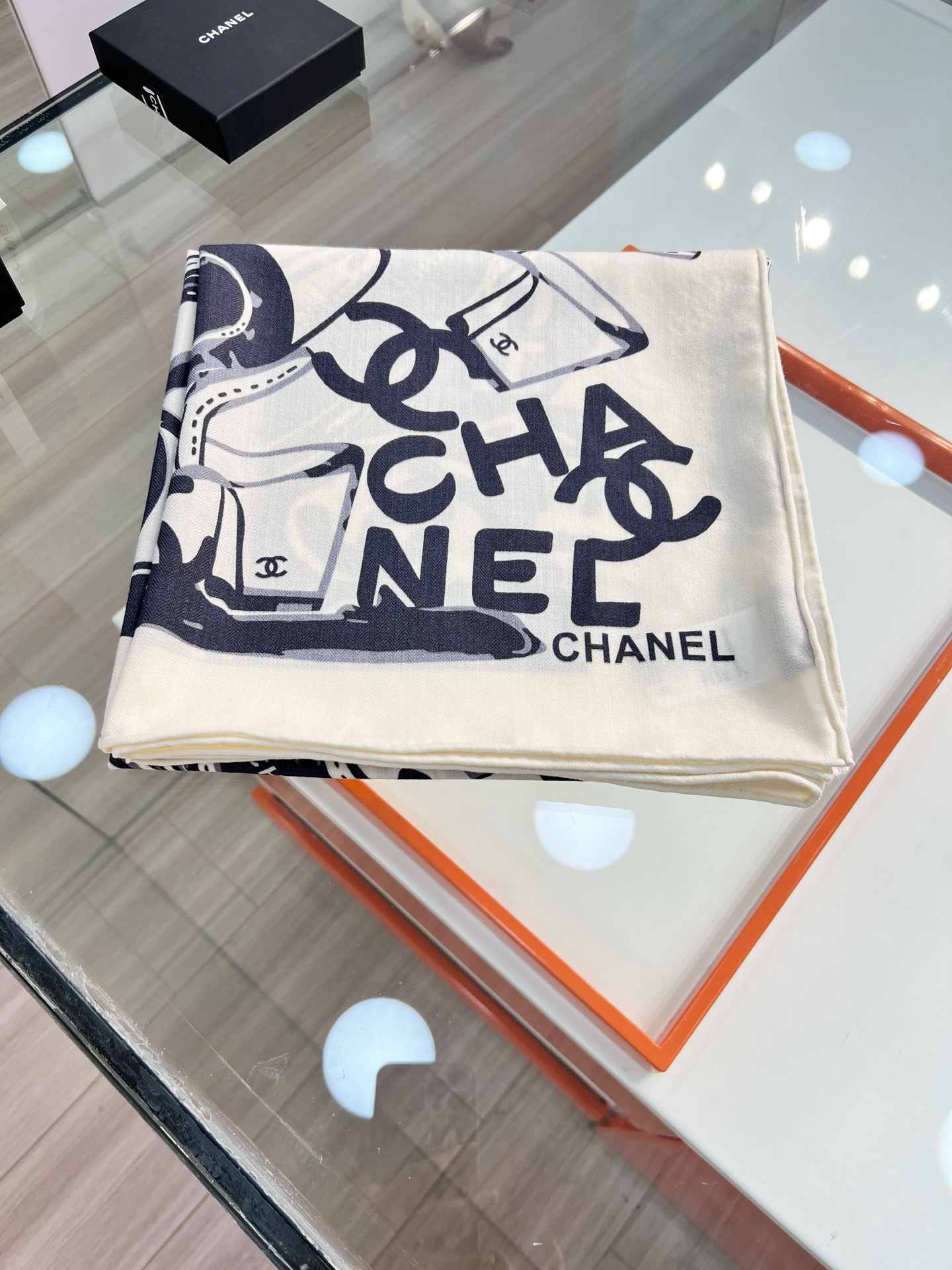 Chanel ~25秋冬新品～高跟鞋与 字母
