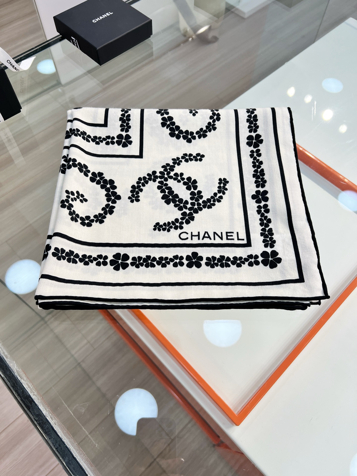 💰Chanel ~25秋冬新品～【幸运草双C组合】【140双面丝毛披肩】手工卷边丝毛方巾（30%桑蚕丝7