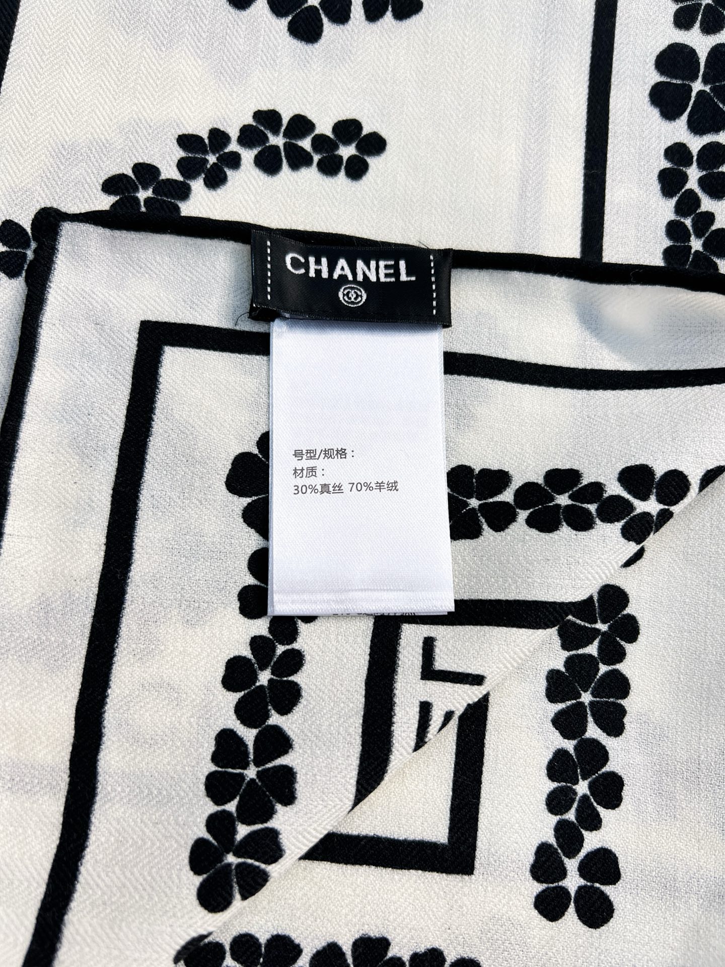 💰Chanel ~25秋冬新品～【幸运草双C组合】【140双面丝毛披肩】手工卷边丝毛方巾（30%桑蚕丝7