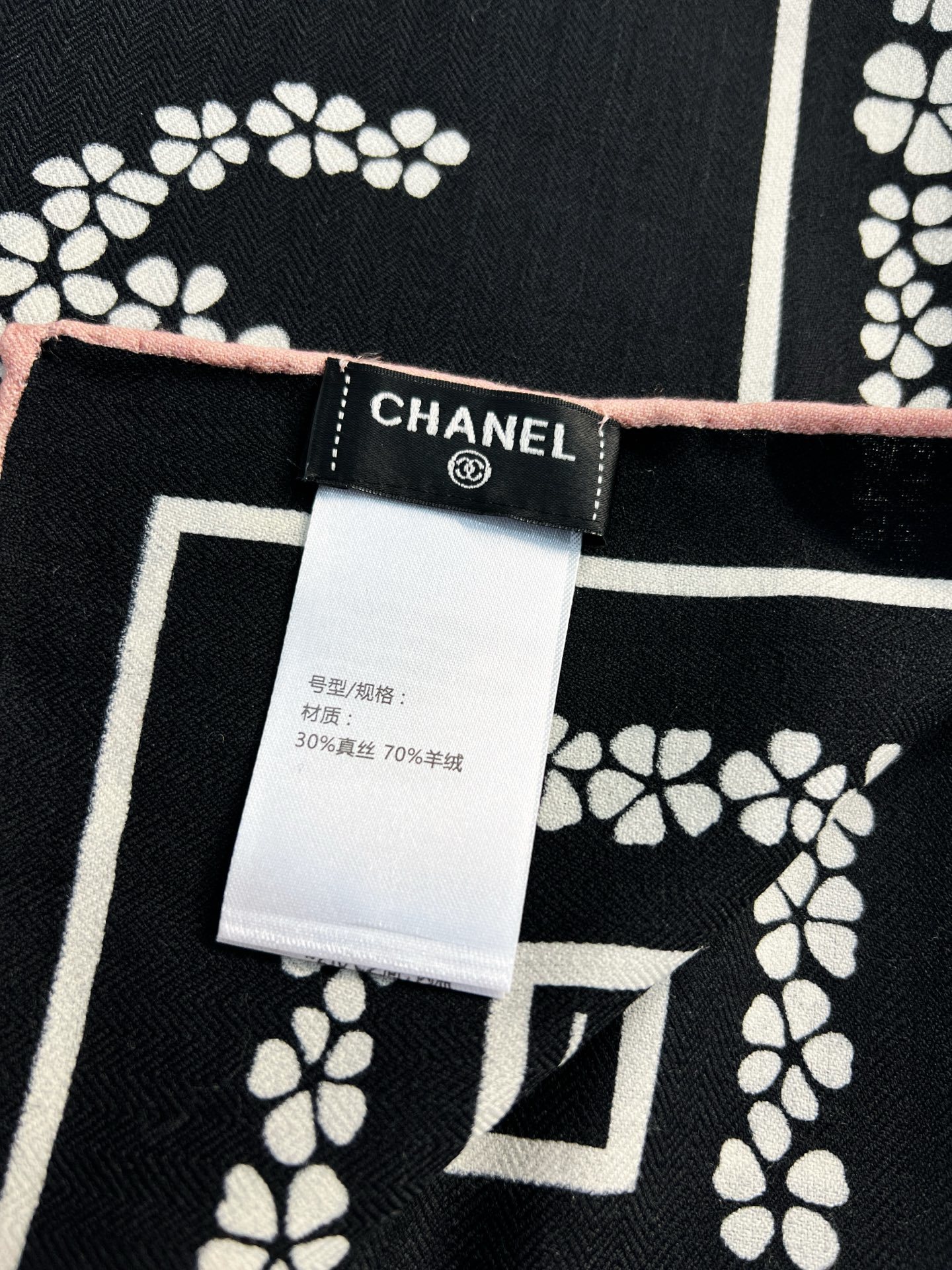 💰Chanel ~25秋冬新品~【幸运草双C组合】【140双面丝毛披肩】手工卷边丝毛方巾(30%桑蚕丝7