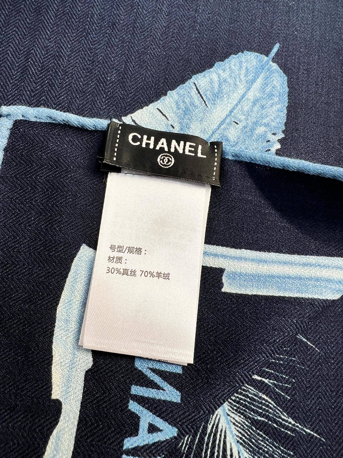 💰Chanel ~25秋冬新品~【贵妇羽毛系列】【140双面丝毛披肩】手工卷边丝毛方巾(30%桑蚕丝70