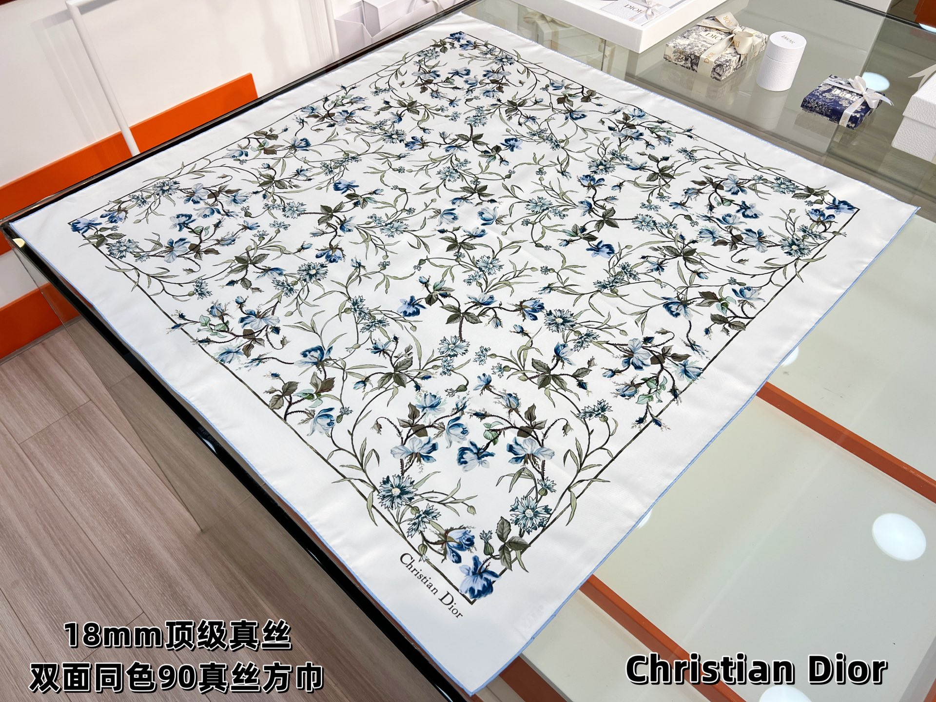 Dior Dior 双面印花方巾