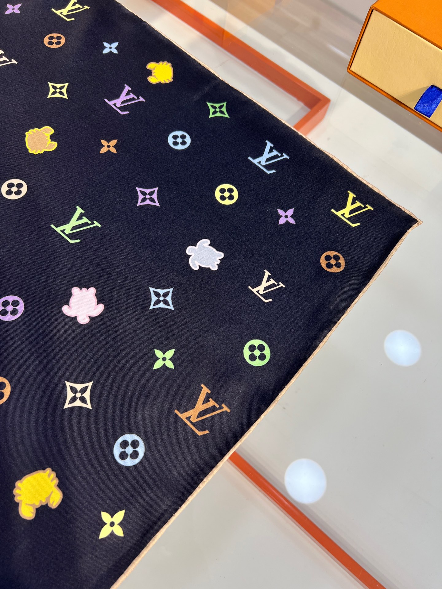 Louis Vuitton 路易威登标识