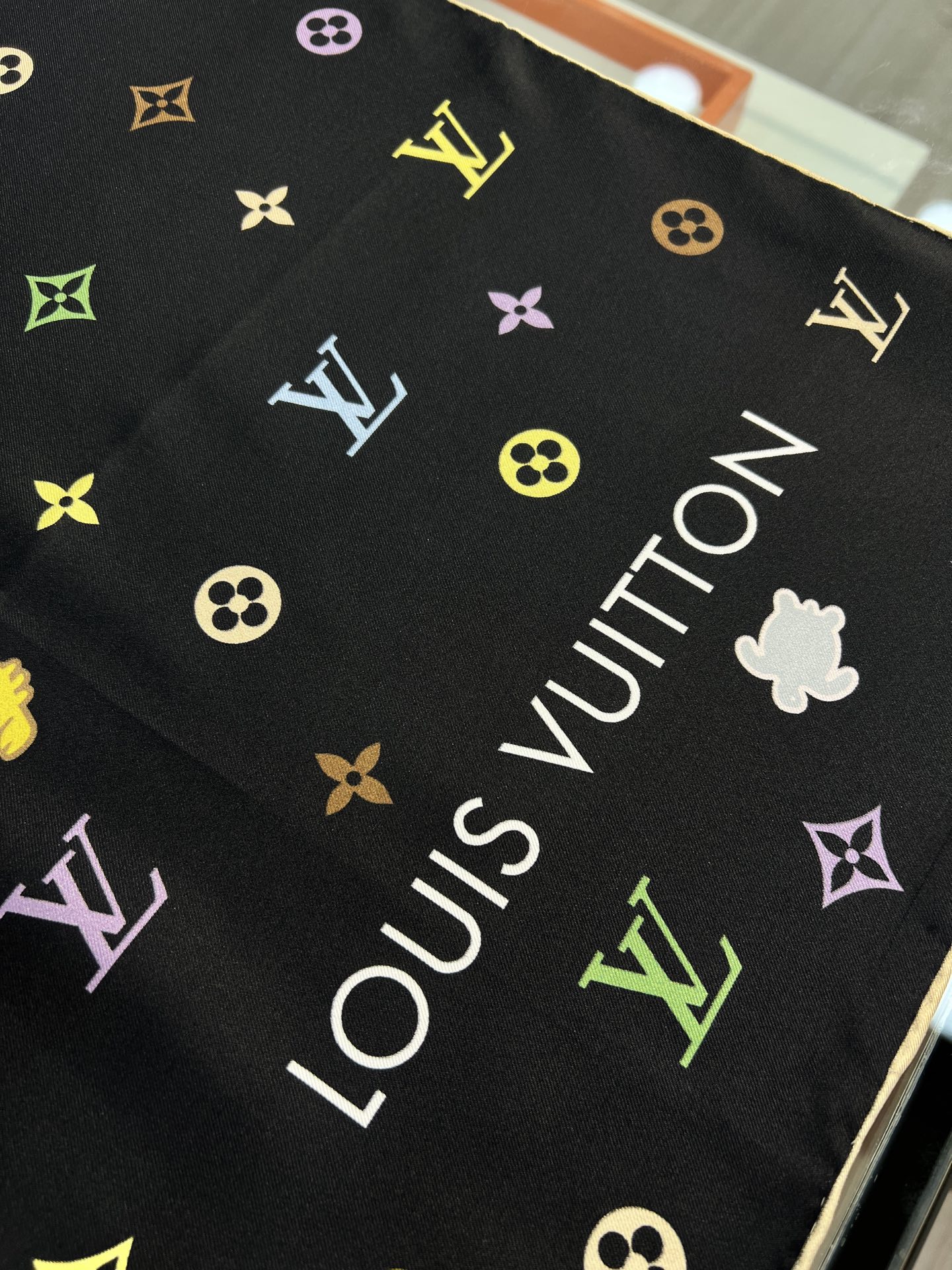 Louis Vuitton 路易威登标识