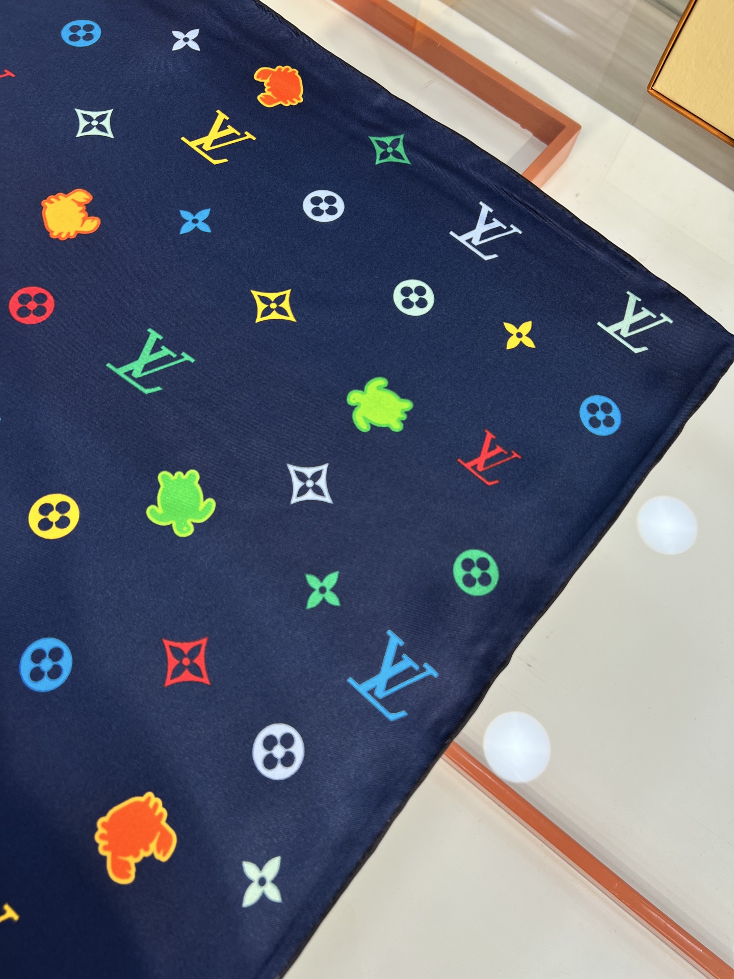 Louis Vuitton 路易威登标识