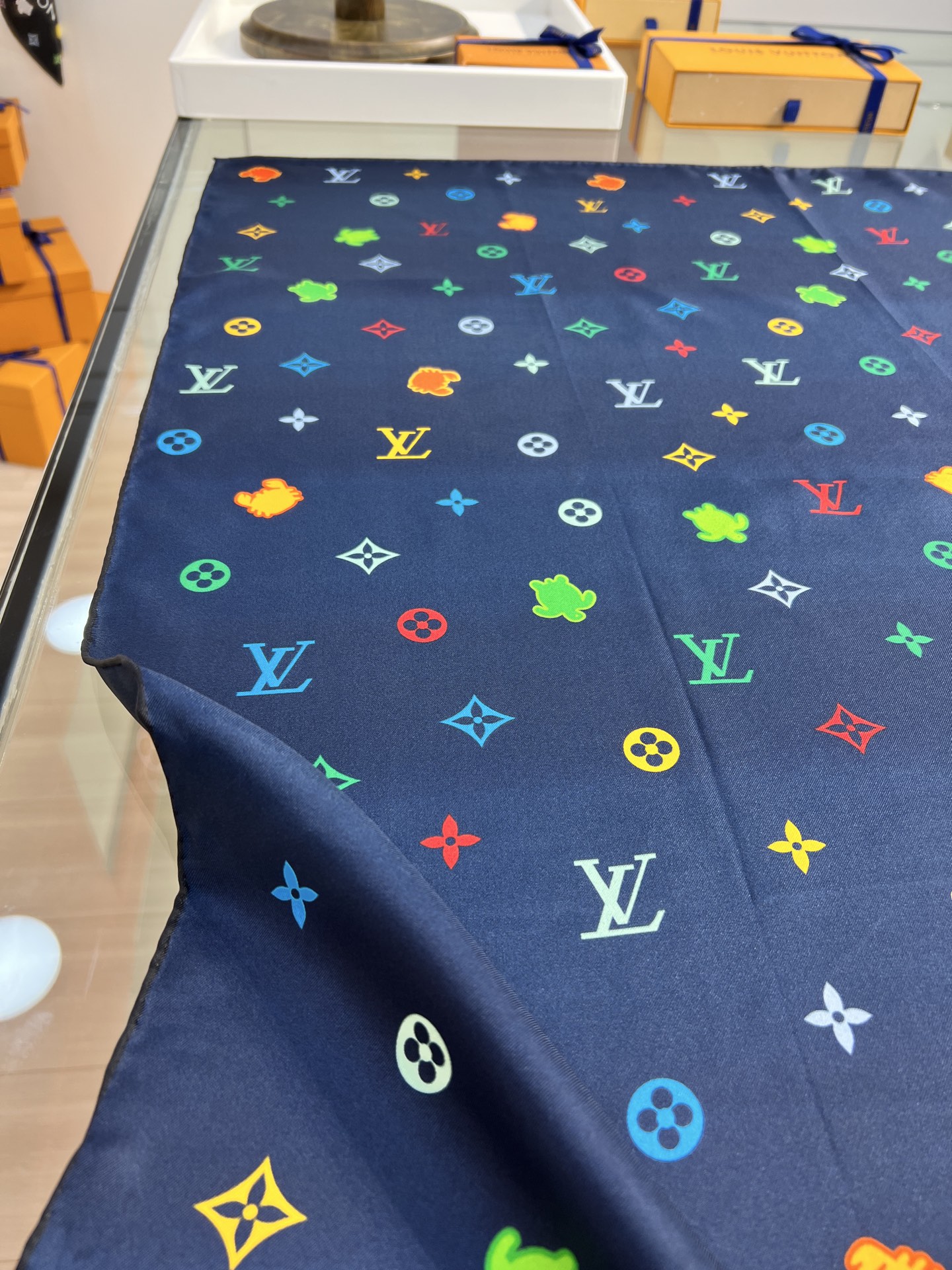 Louis Vuitton 路易威登标识