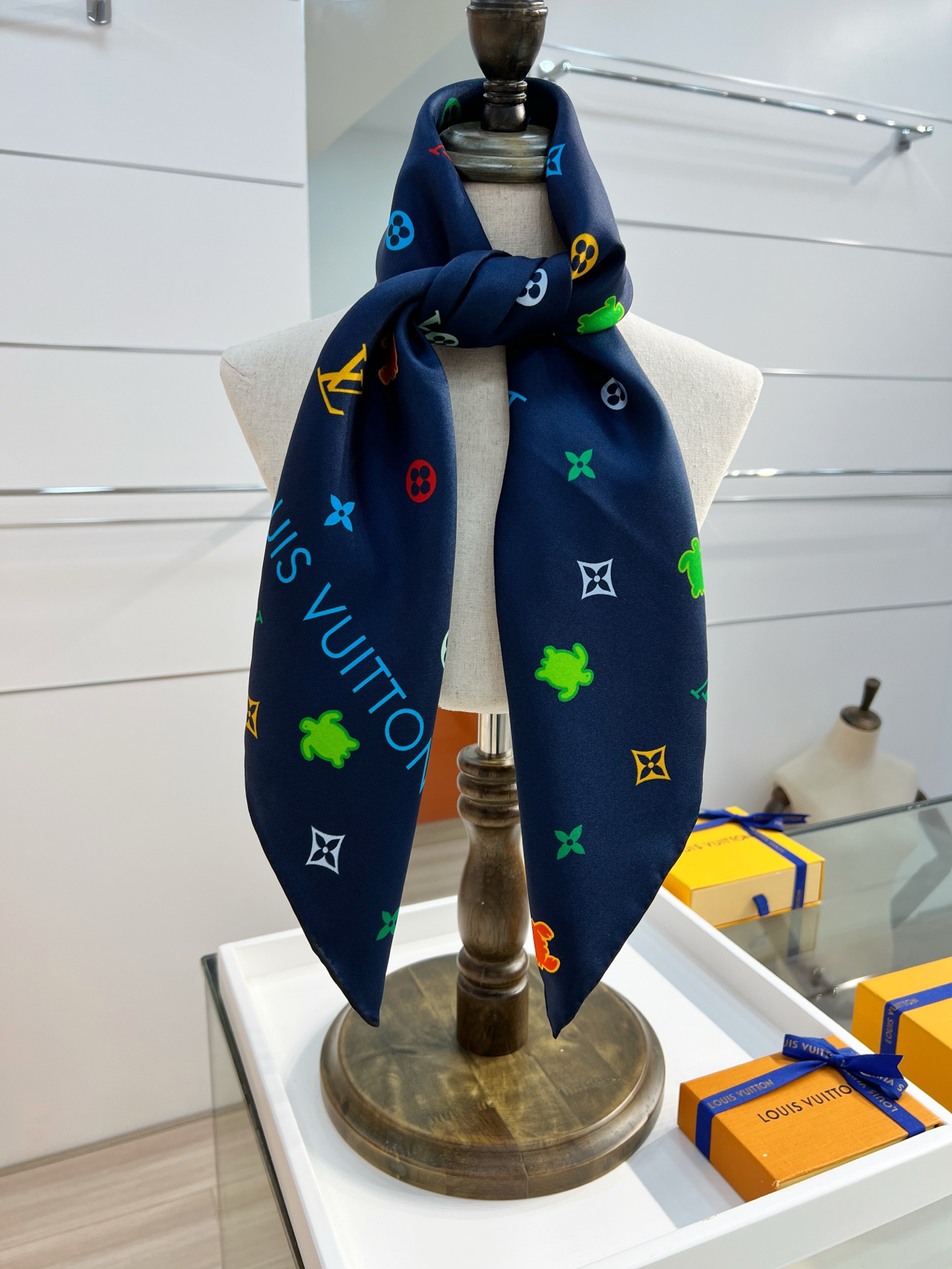 Louis Vuitton 路易威登标识