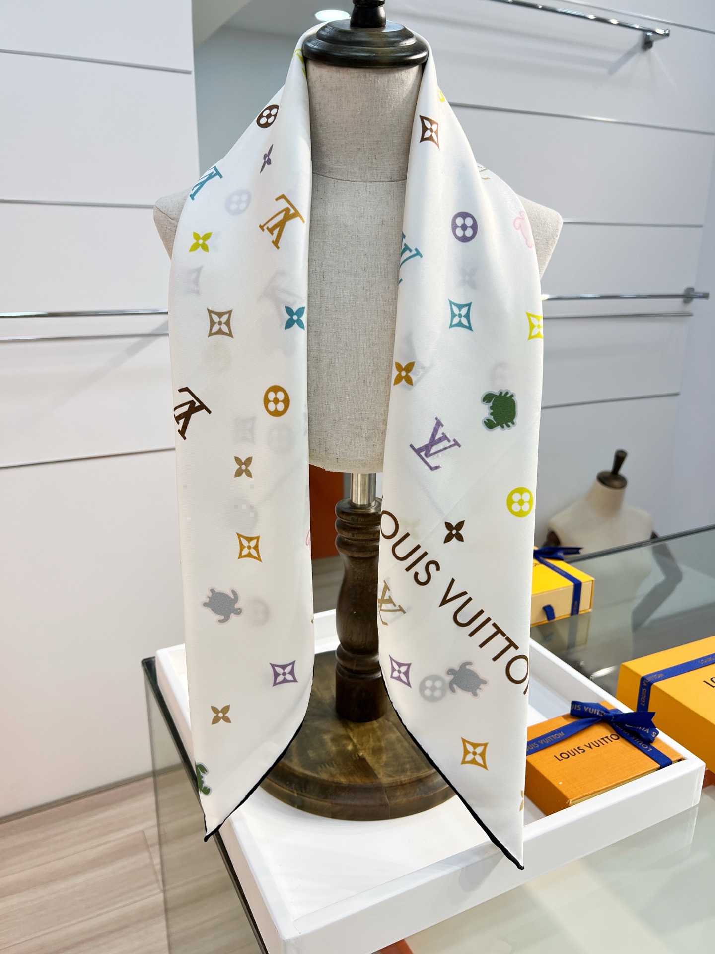 Louis Vuitton 路易威登标识