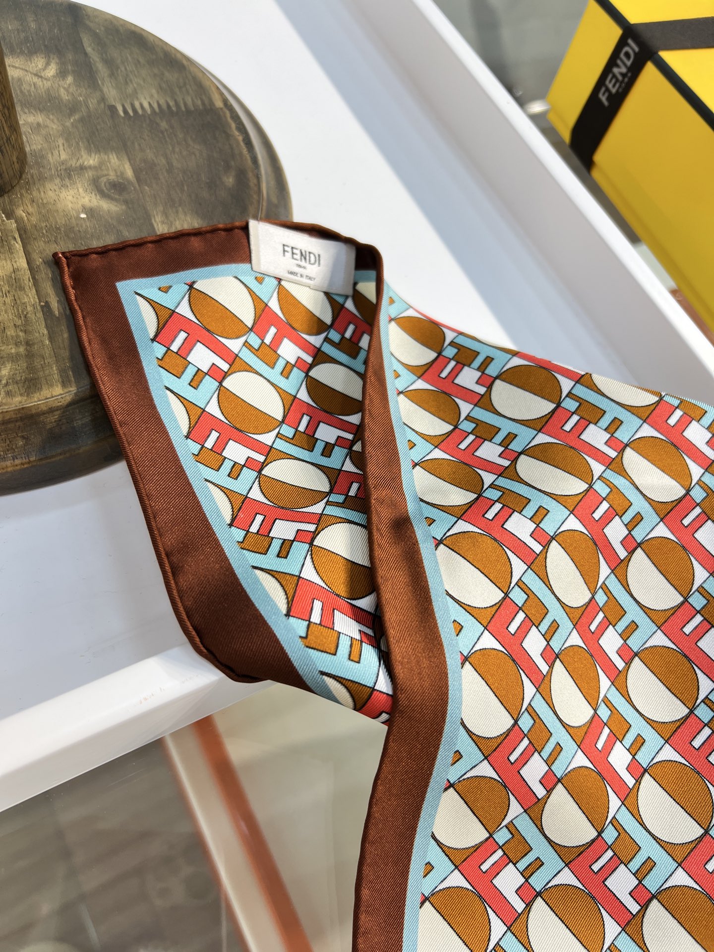 Fendi 粉红色FENDI Optical桑蚕丝围巾